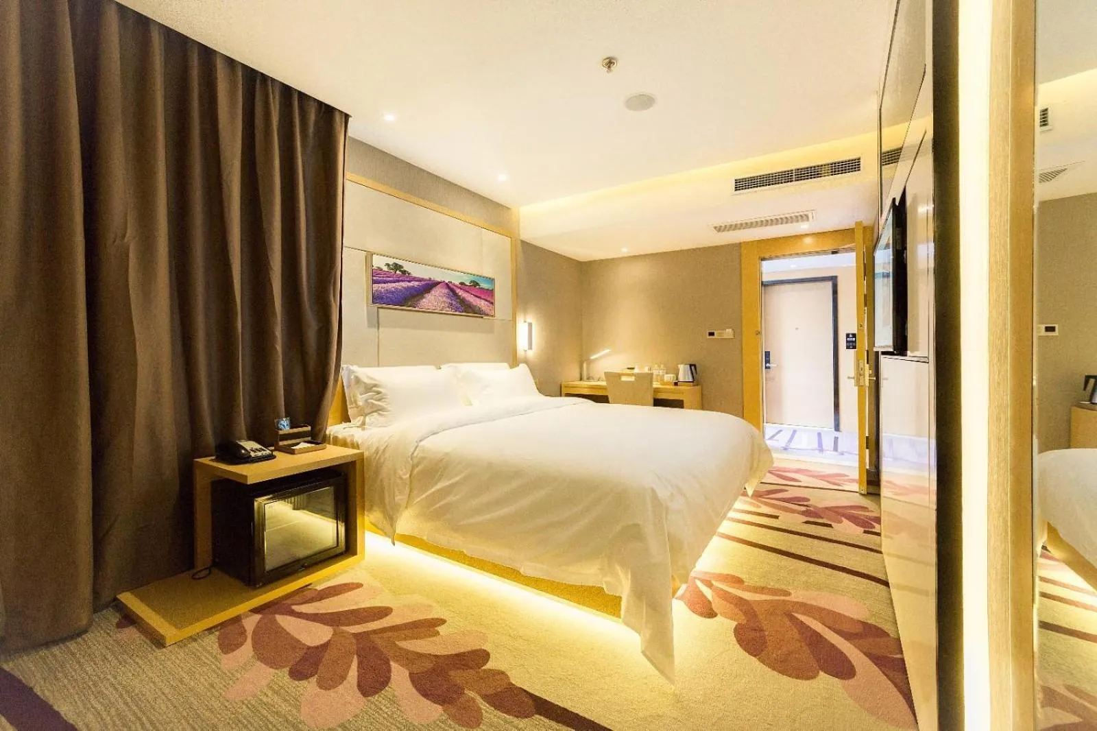 Bed in Lavande Hotels Weihai Weigao Square Branch