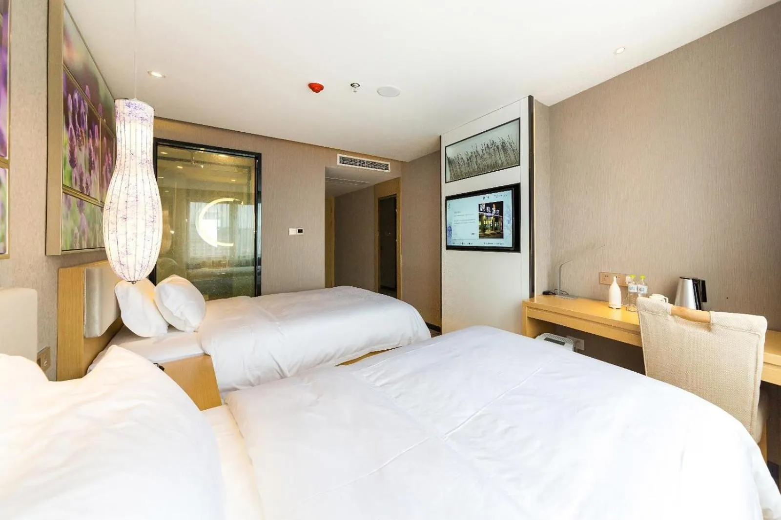 Bed in Lavande Hotels Weihai Weigao Square Branch