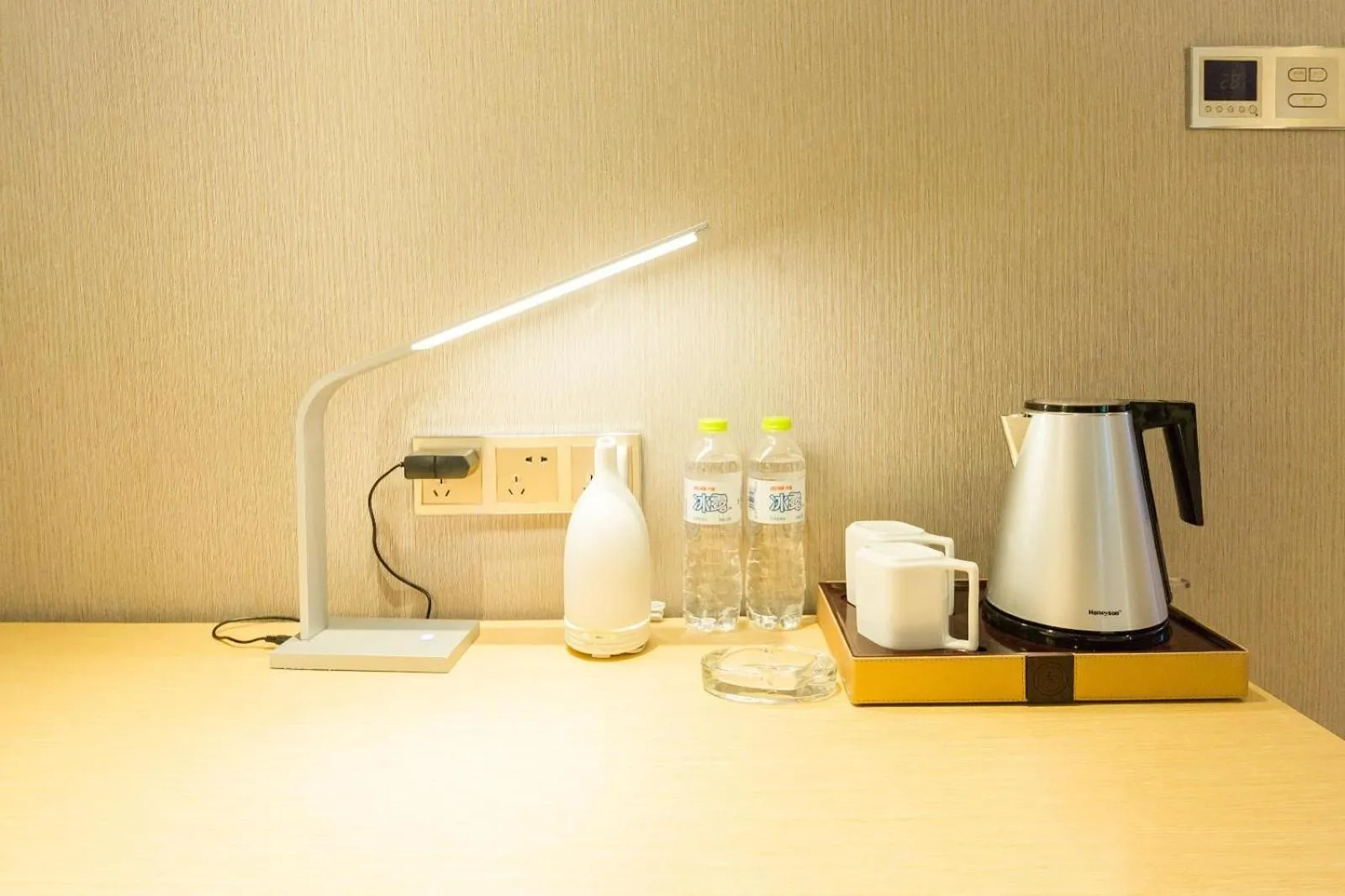 Lavande Hotels Weihai Weigao Square Branch