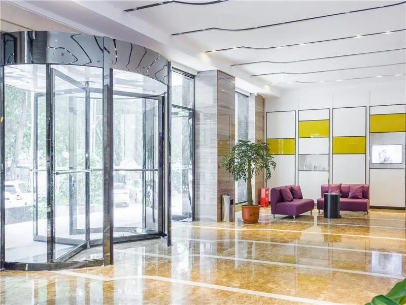 Lavande Hotel (Ganzhou Golden Plaza Branch)