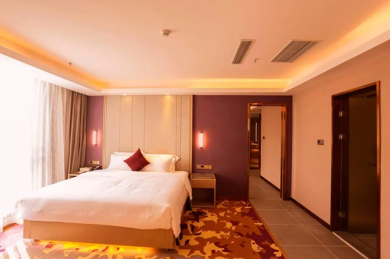 Lavande Hotel (Linyi Yinan Junyue Shopping Center Branch)