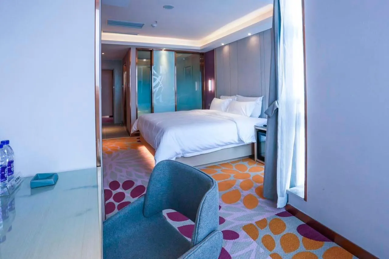 Lavande Hotel (Linyi Yinan Junyue Shopping Center Branch)