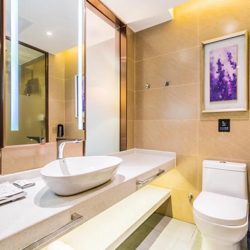 Lavande Hotel (Gaozhou Xiantai Bridge Branch)