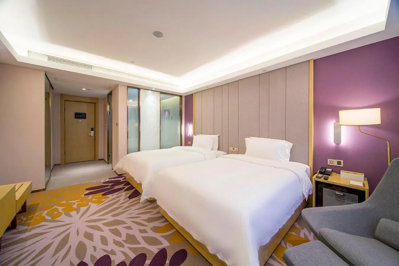 Lavande Hotel (Yangzhou Jiangwangshui Street RT-Mart Branch)