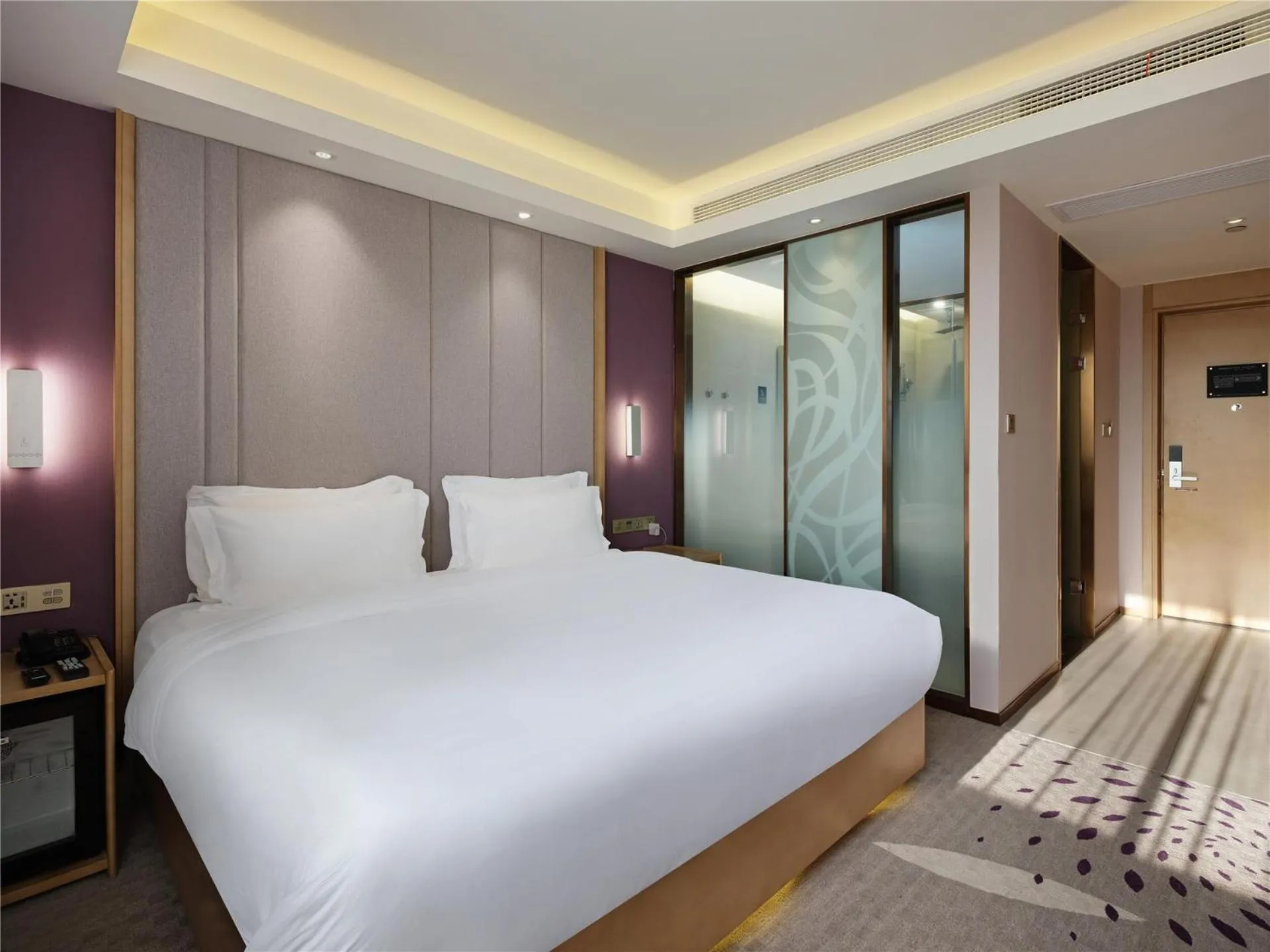 Lavande Hotel (Yangzhou Jiangwangshui Street RT-Mart Branch)