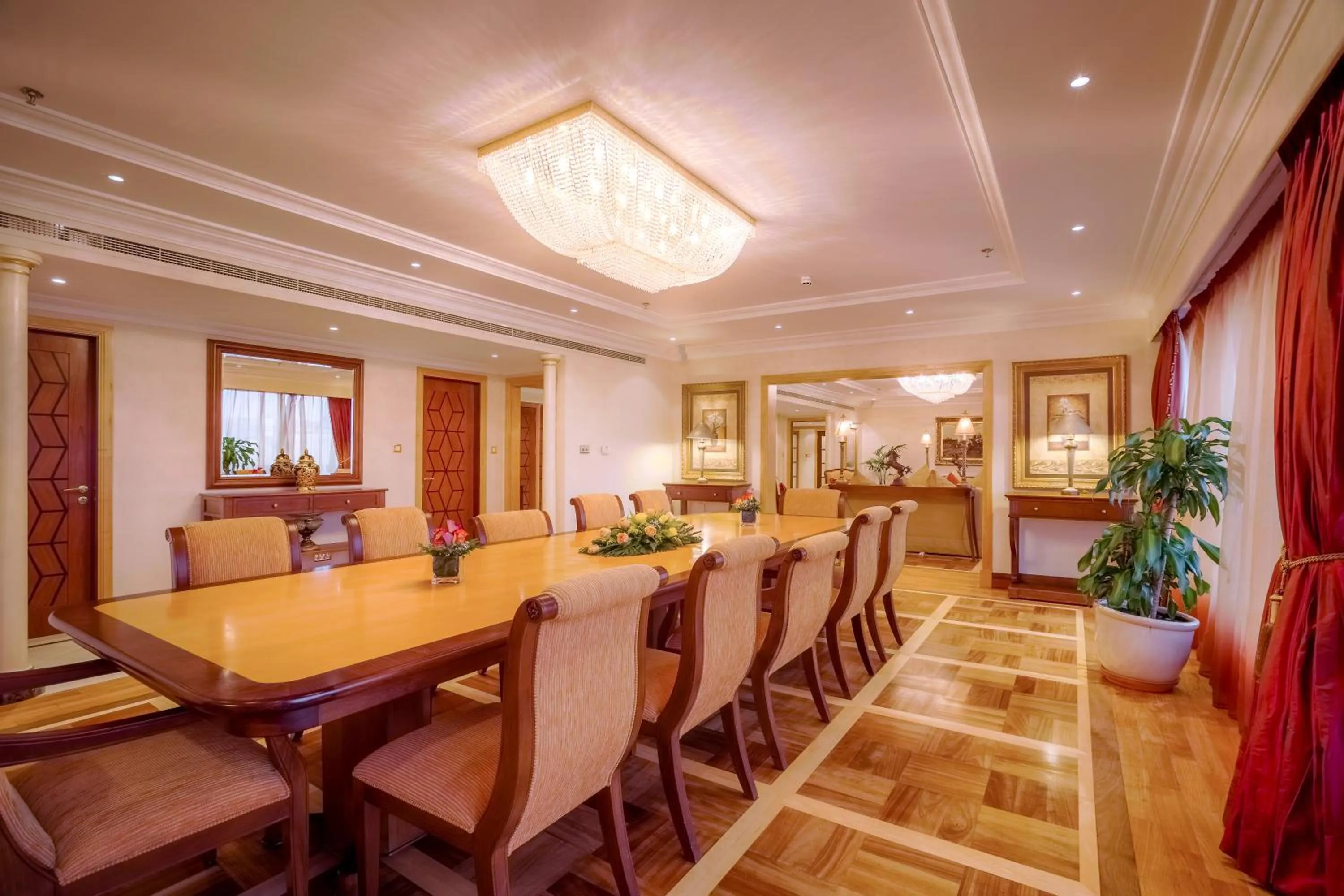 Living room in Corniche Hotel Abu Dhabi