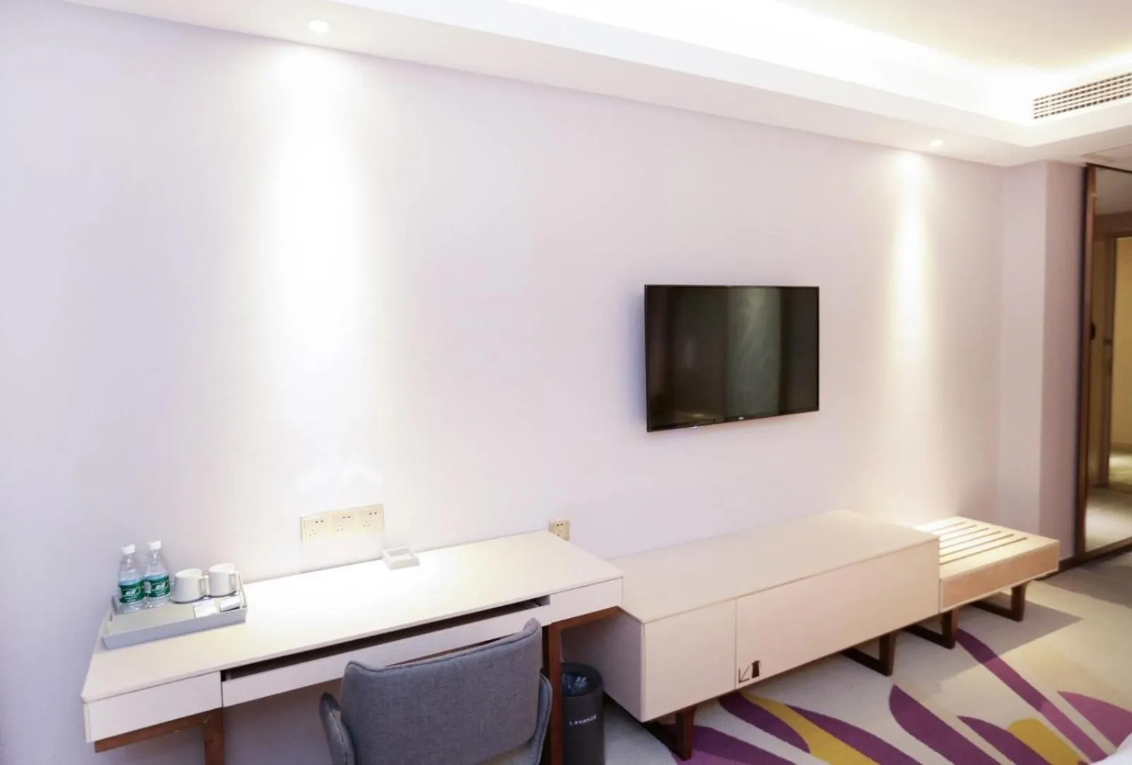 Bed in Lavande Hotel (Jingdezhen Taoxichuan Creative Square Branch)