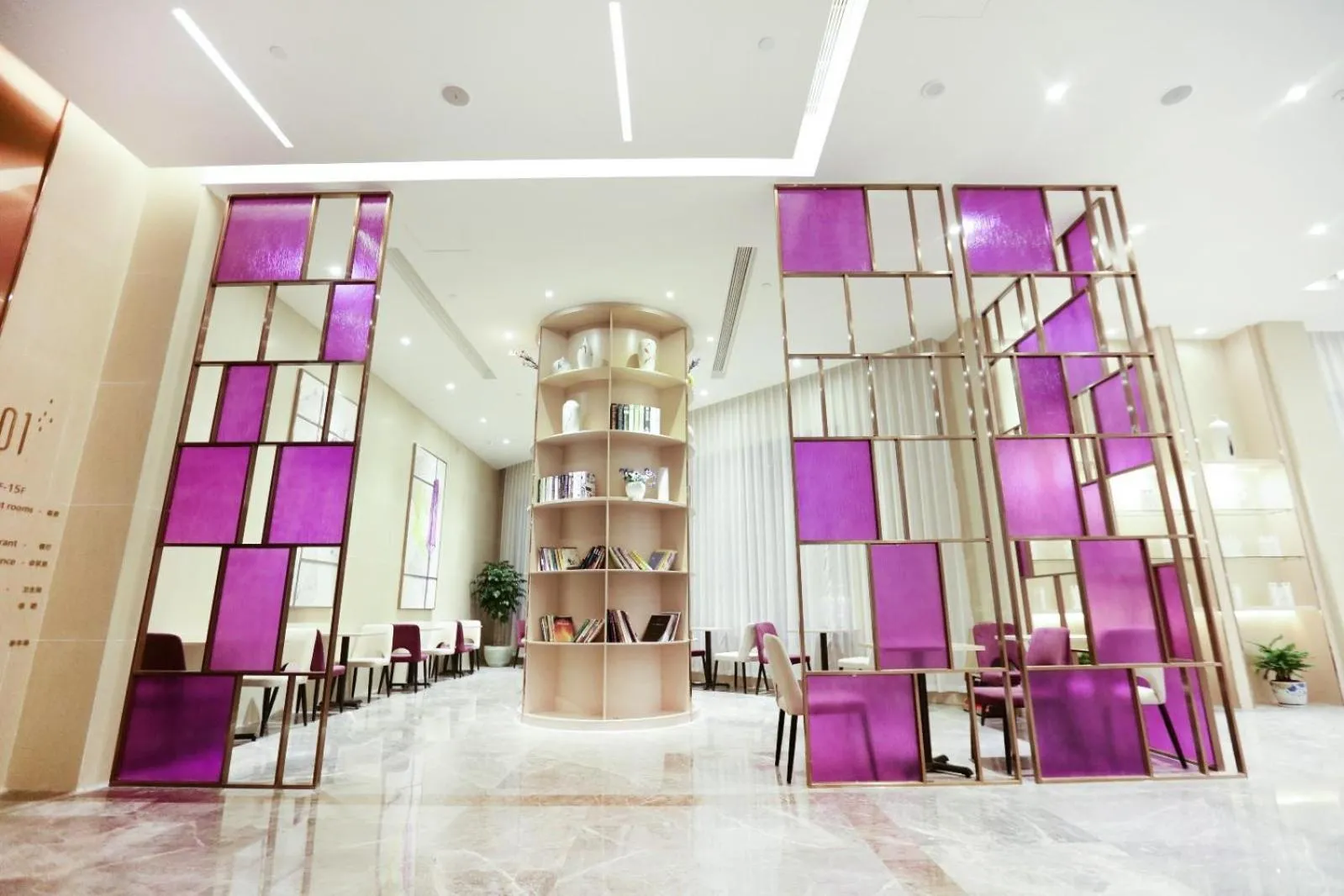 Lavande Hotel (Jingdezhen Taoxichuan Creative Square Branch)