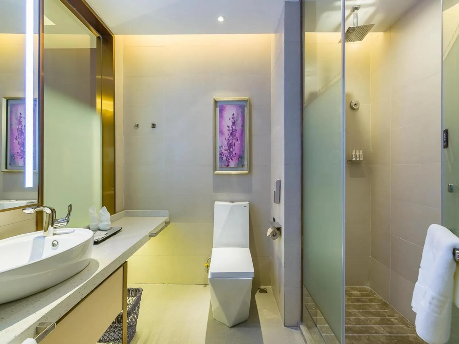 Lavande Hotel Xuzhou Junsheng Plaza