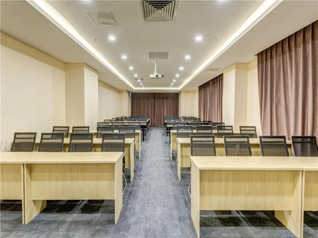 Lavande Hotel Tangshan Convention and Exhibition Yuanyang City