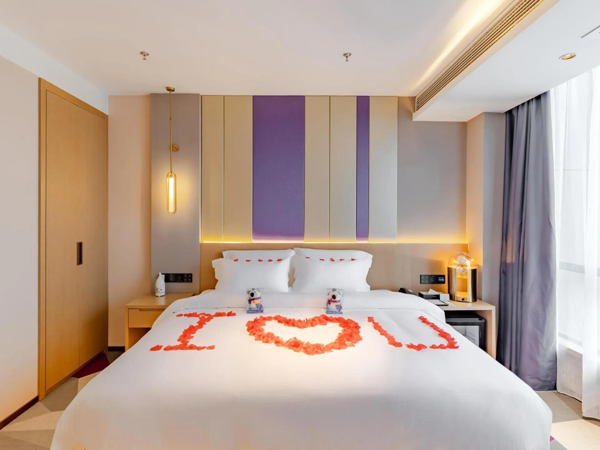 Bed in Lavande Hotel Lujiang Zhouyu Avenue