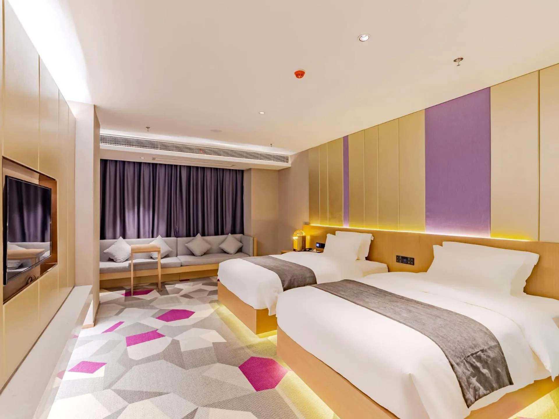 Bed in Lavande Hotel Lujiang Zhouyu Avenue