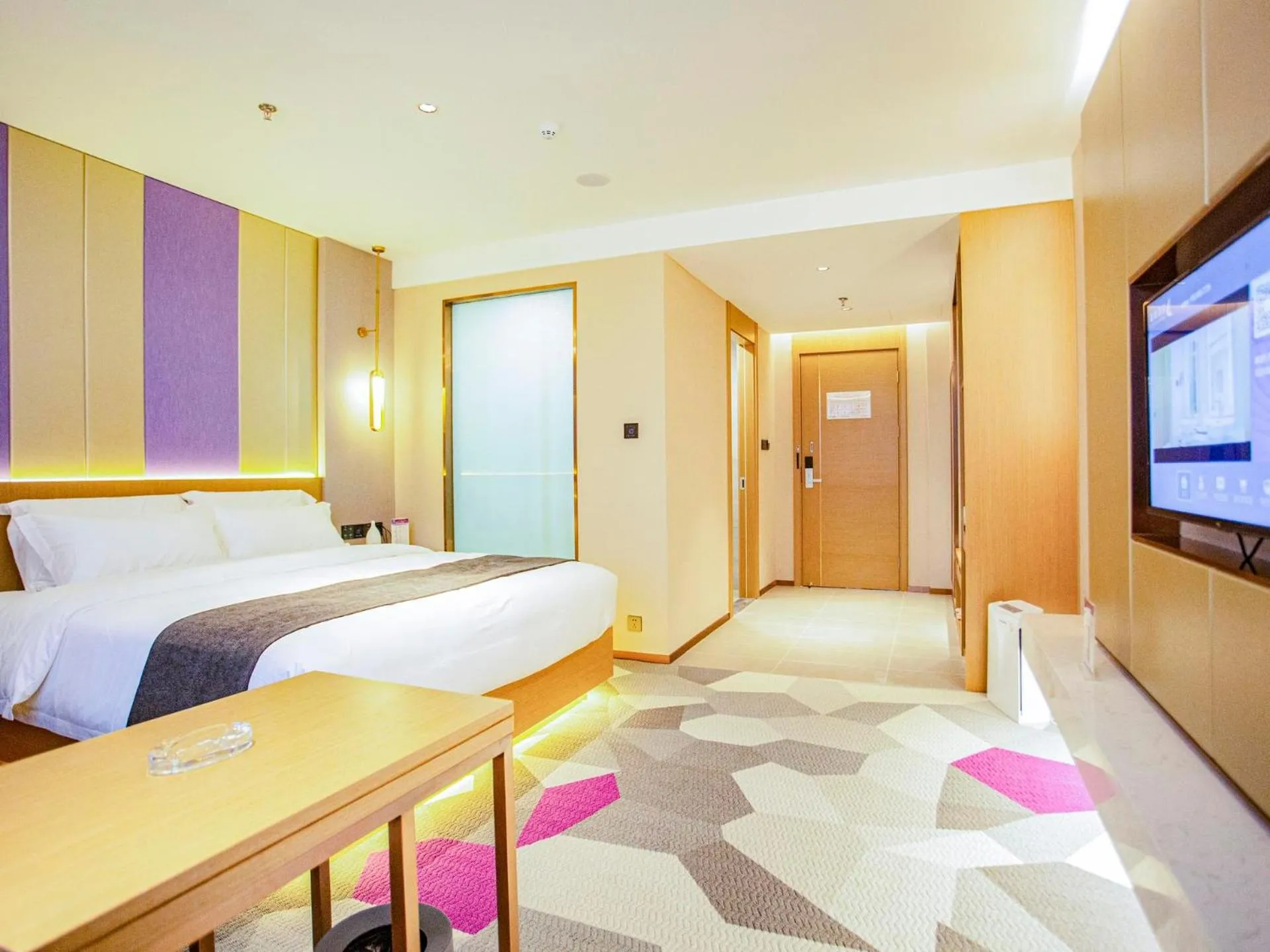 Bed in Lavande Hotel Lujiang Zhouyu Avenue