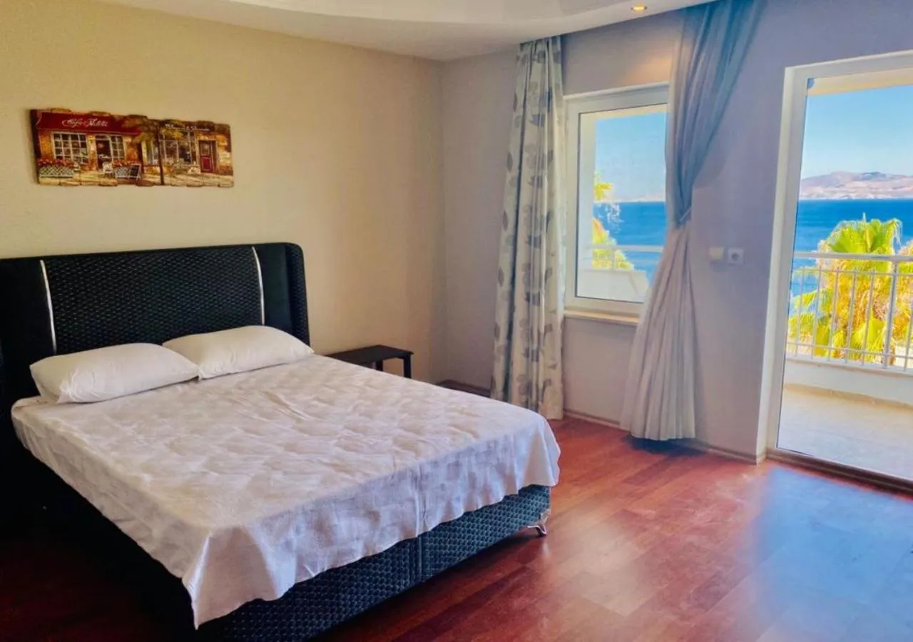 Bed in Datca Villa Carla Hotel