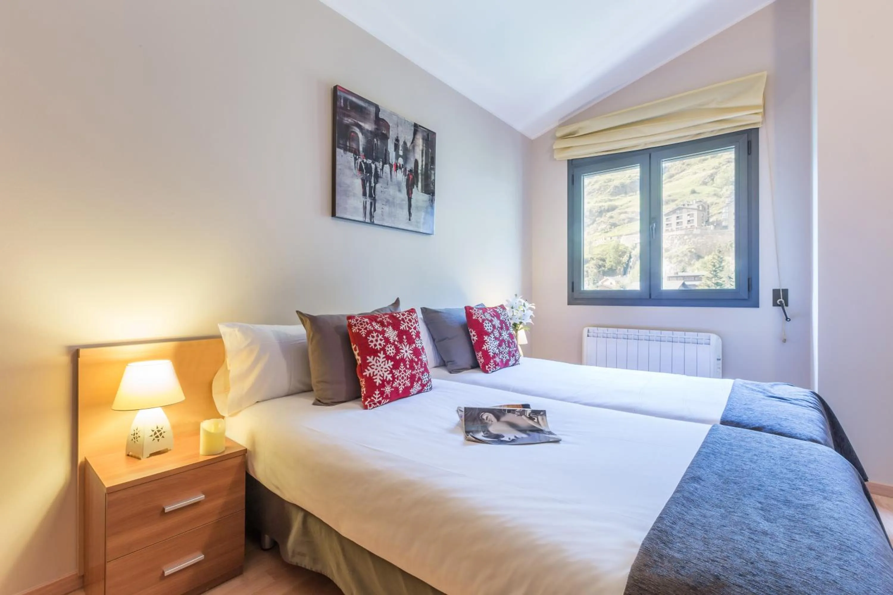 Photo of the whole room, Bed in Pierre & Vacances Andorra El Tarter