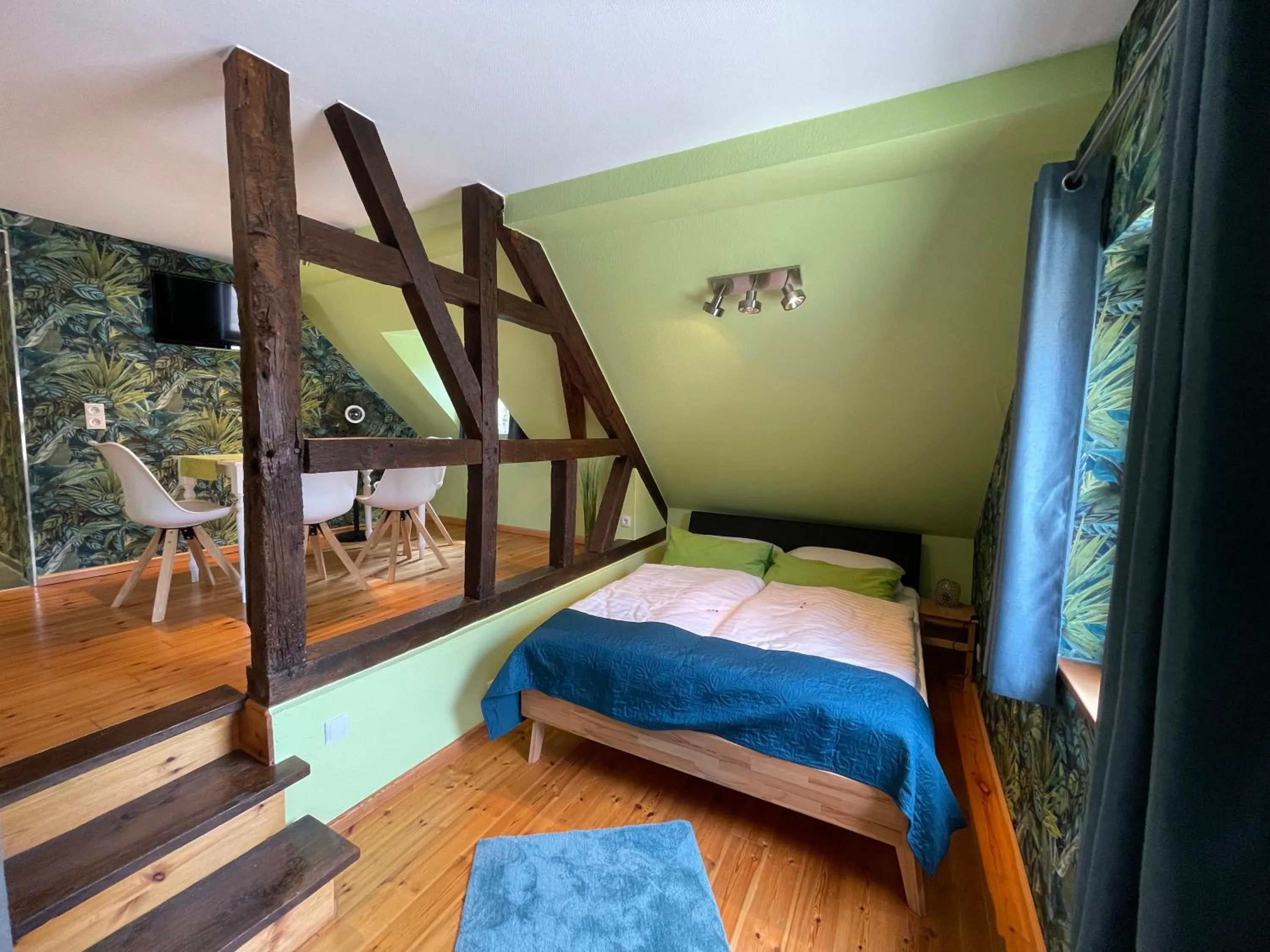 Bed in Hotel Garni Maaß