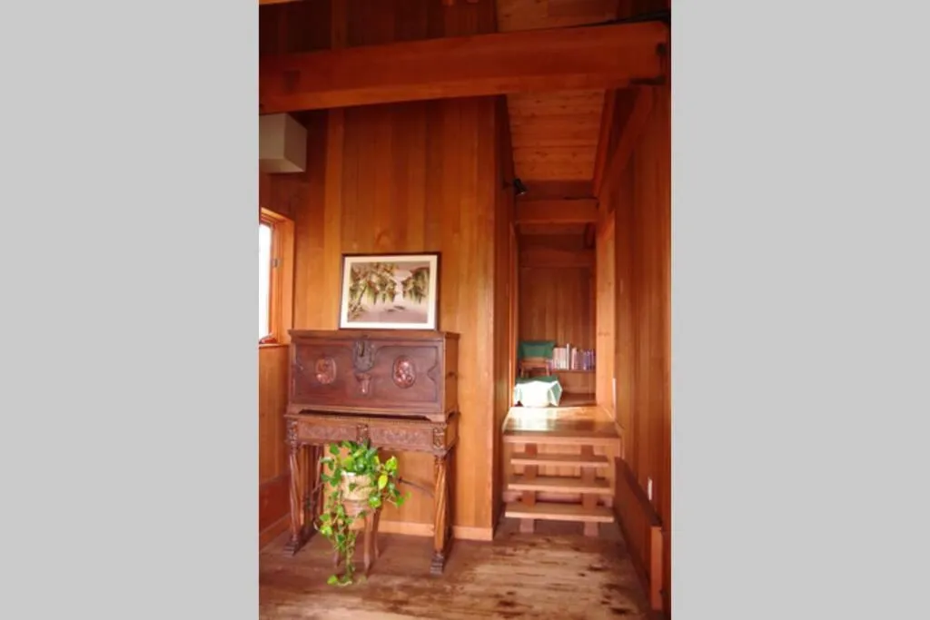 Decorative detail in Miyajima Breeze