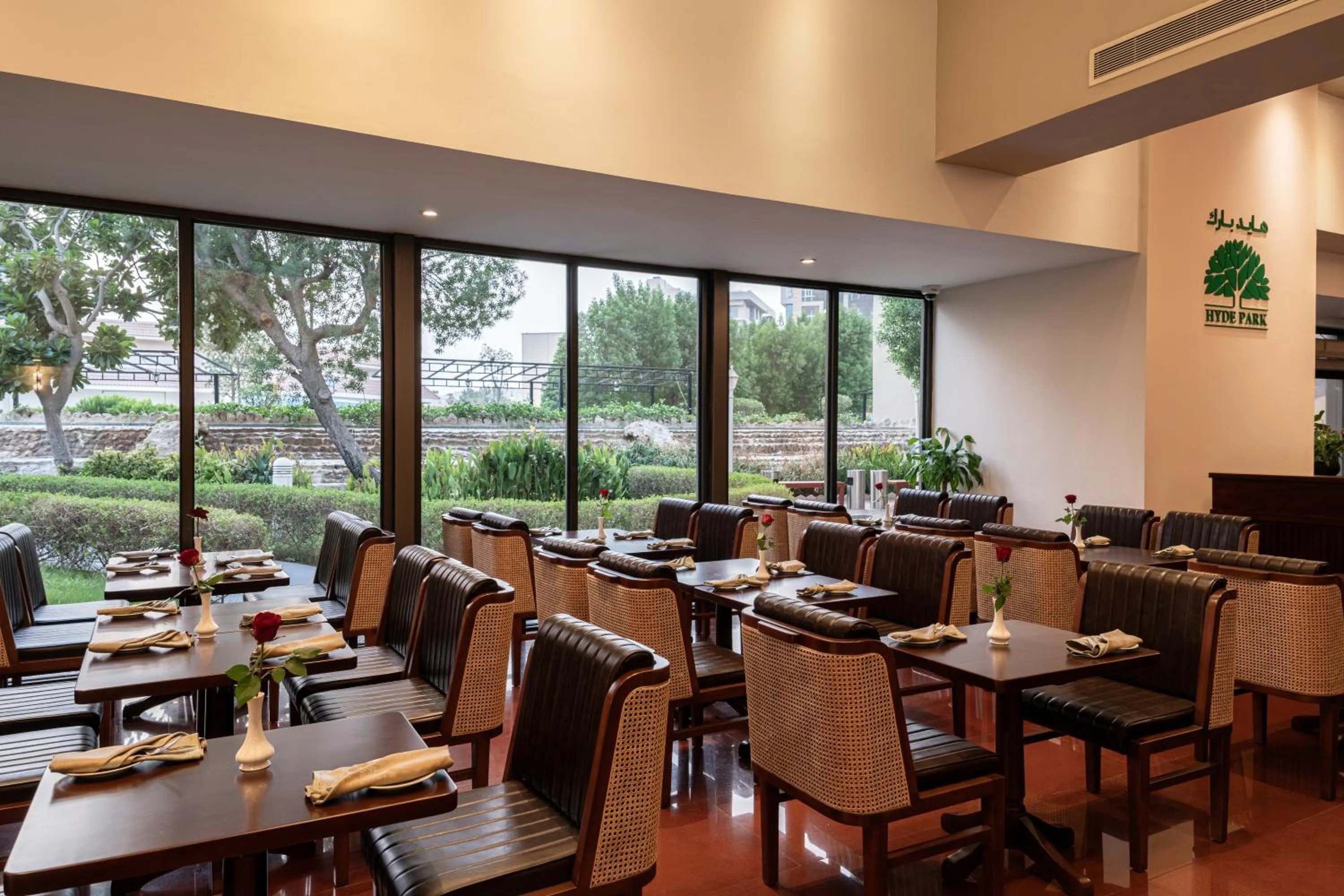 Restaurant/places to eat in Radisson Blu Hotel, Doha