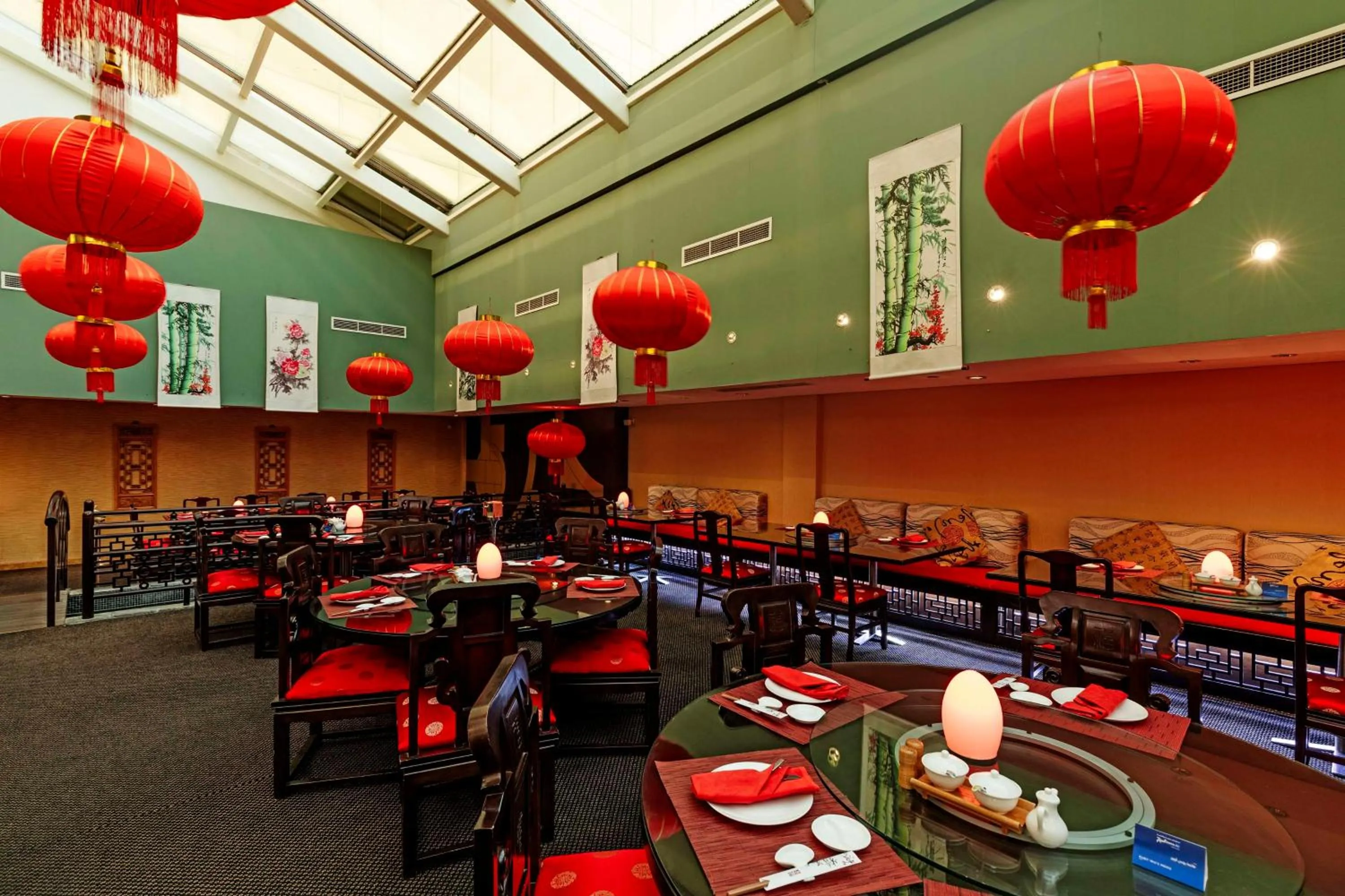 Restaurant/places to eat in Radisson Blu Hotel, Doha