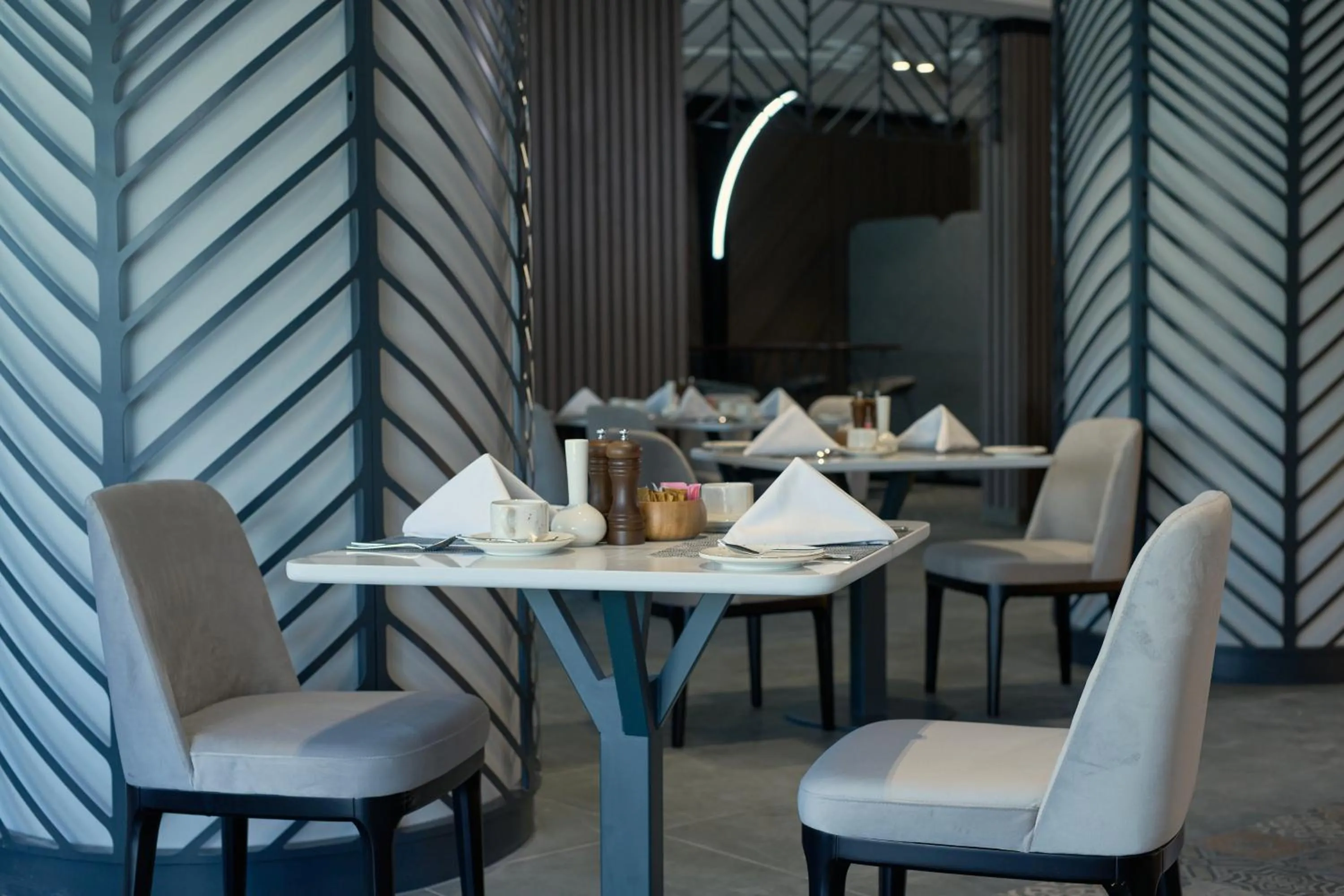 Breakfast in Hotel Holiday International