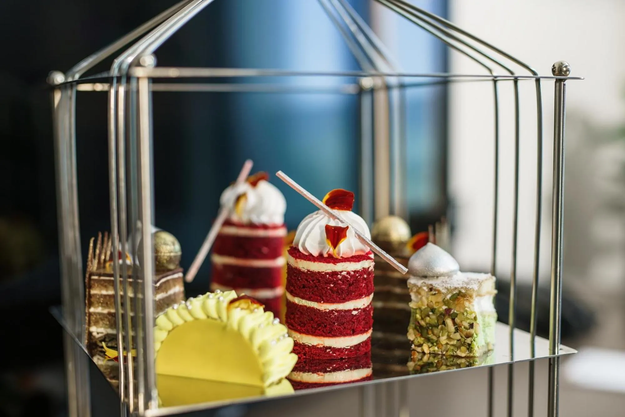 Food in Hotel Holiday International