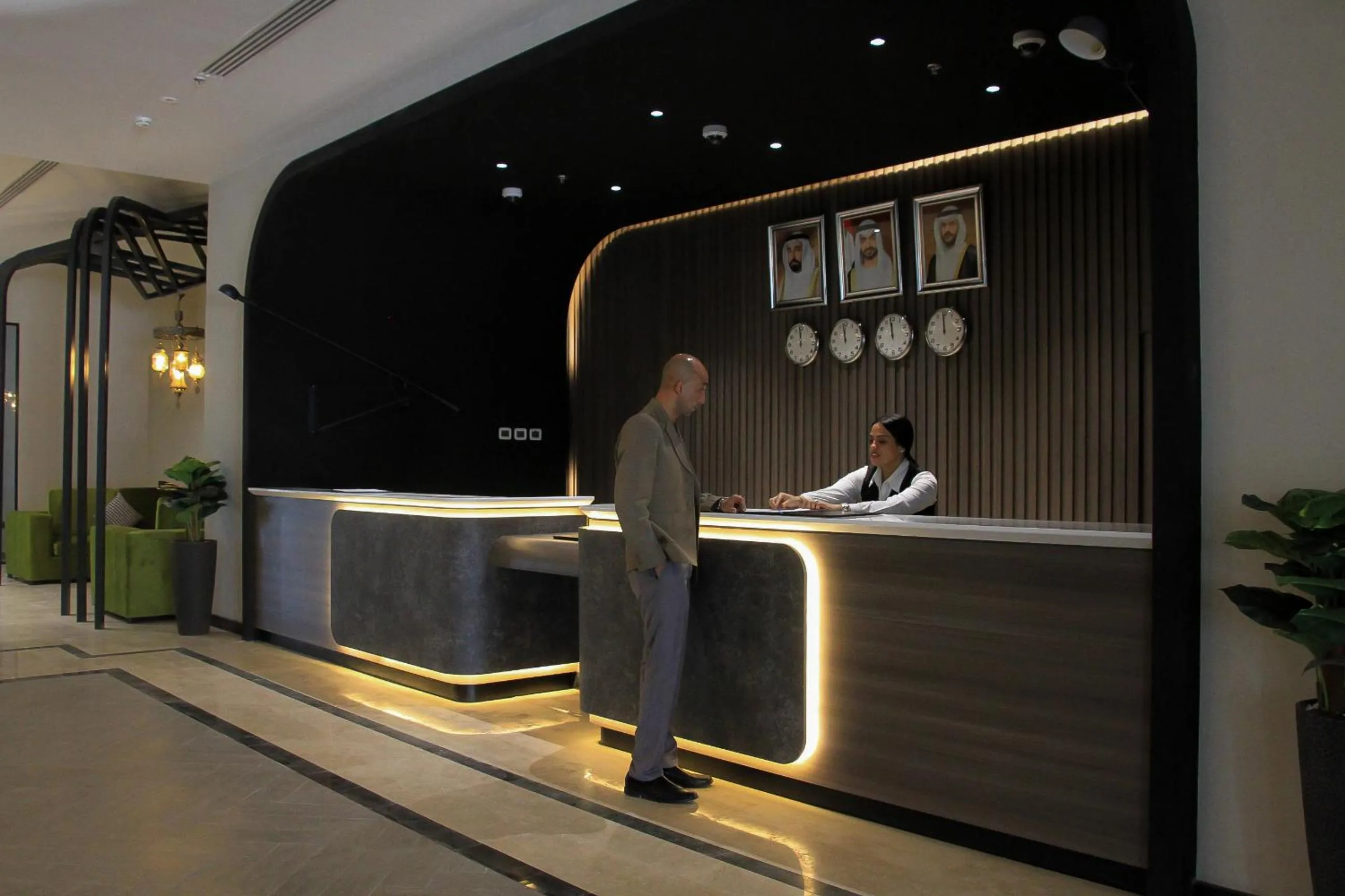 Lobby or reception in Hotel Holiday International