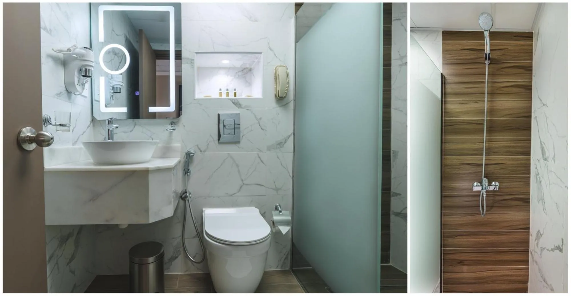 Bathroom in Hotel Holiday International