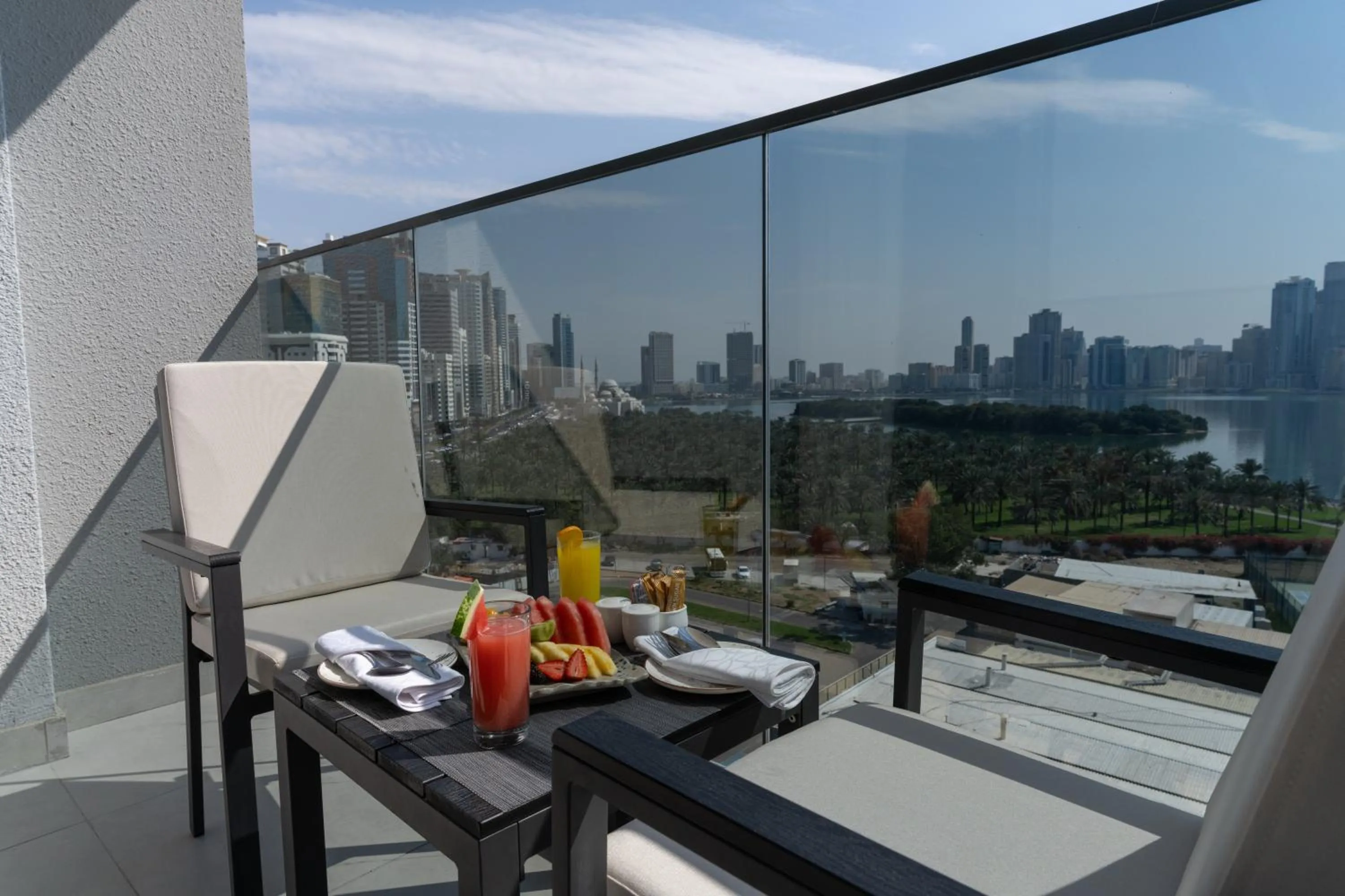 Balcony/Terrace in Hotel Holiday International