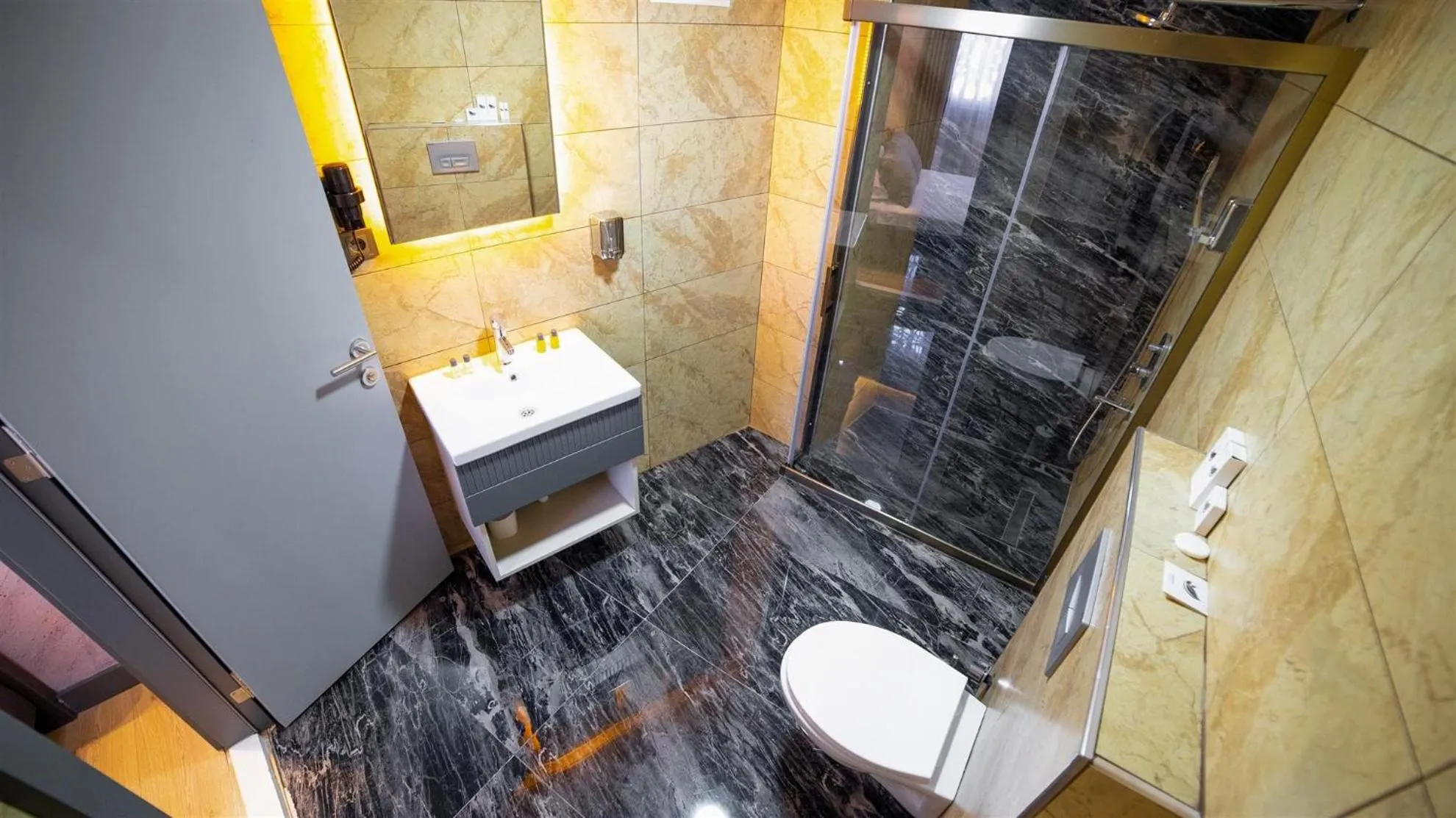 Bathroom in Blue Marina Hotel & Spa