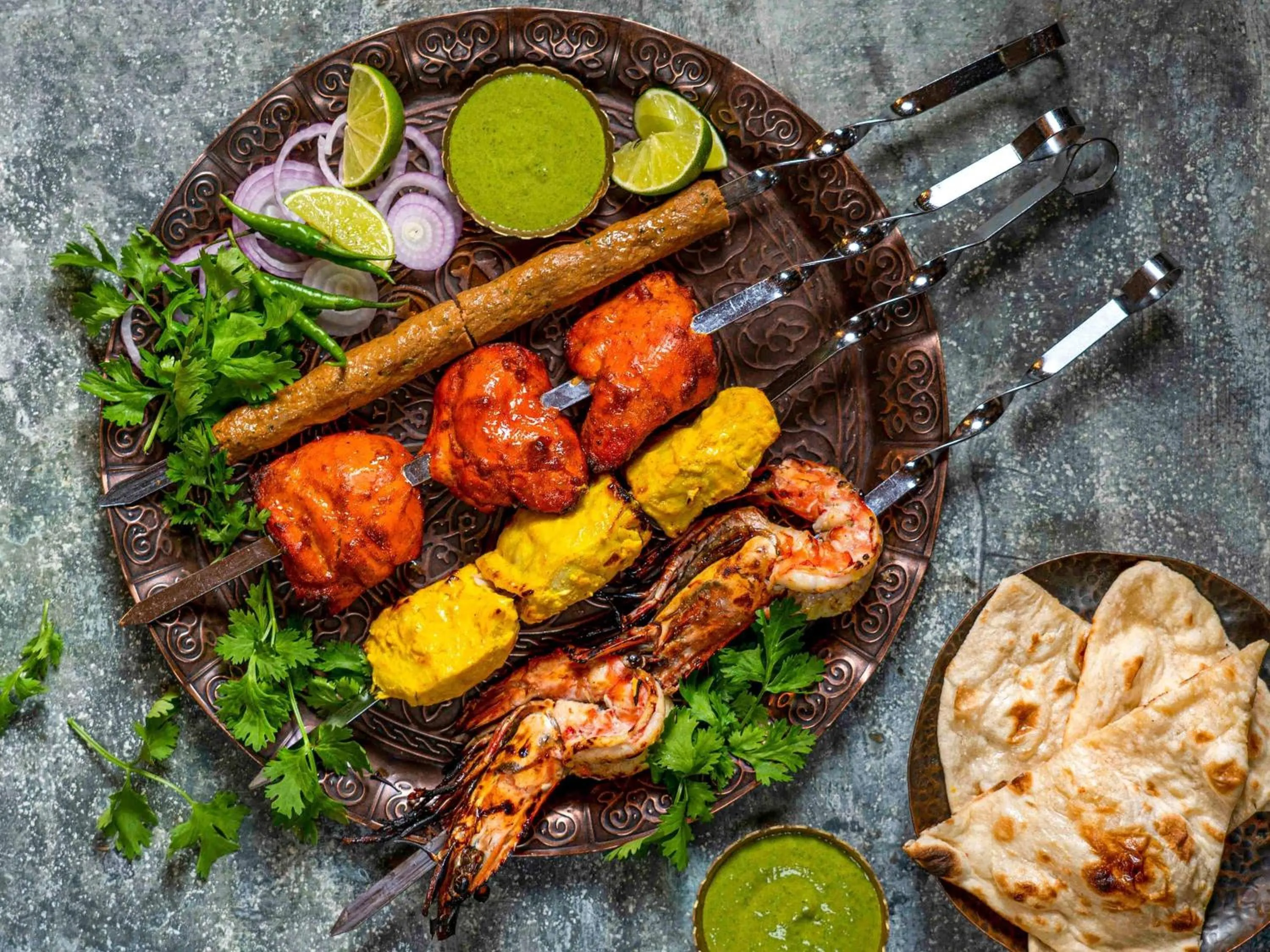 Restaurant/places to eat in Mövenpick Hotel & Apartments Bur Dubai