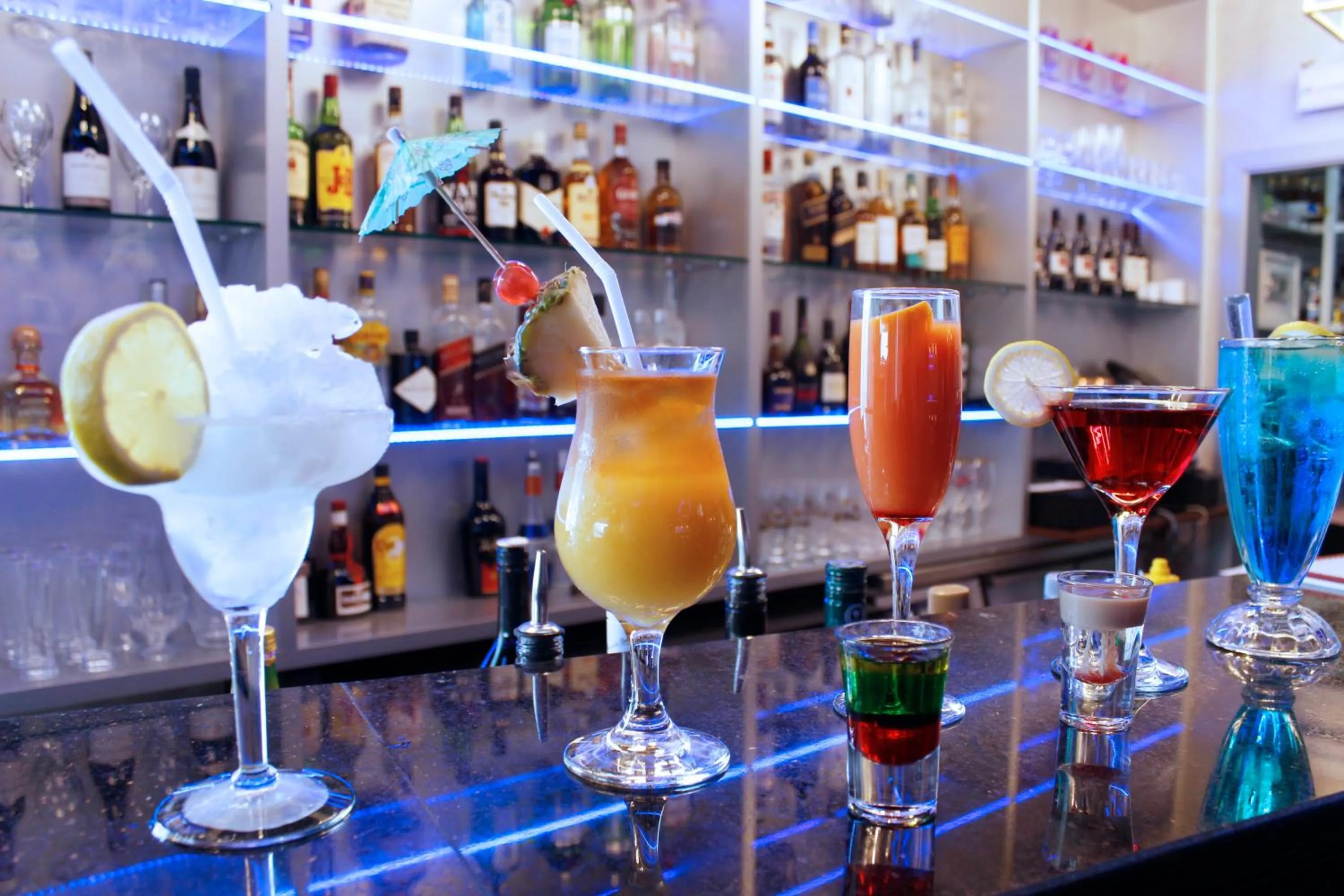 Restaurant/places to eat in Al Diar Dana Hotel