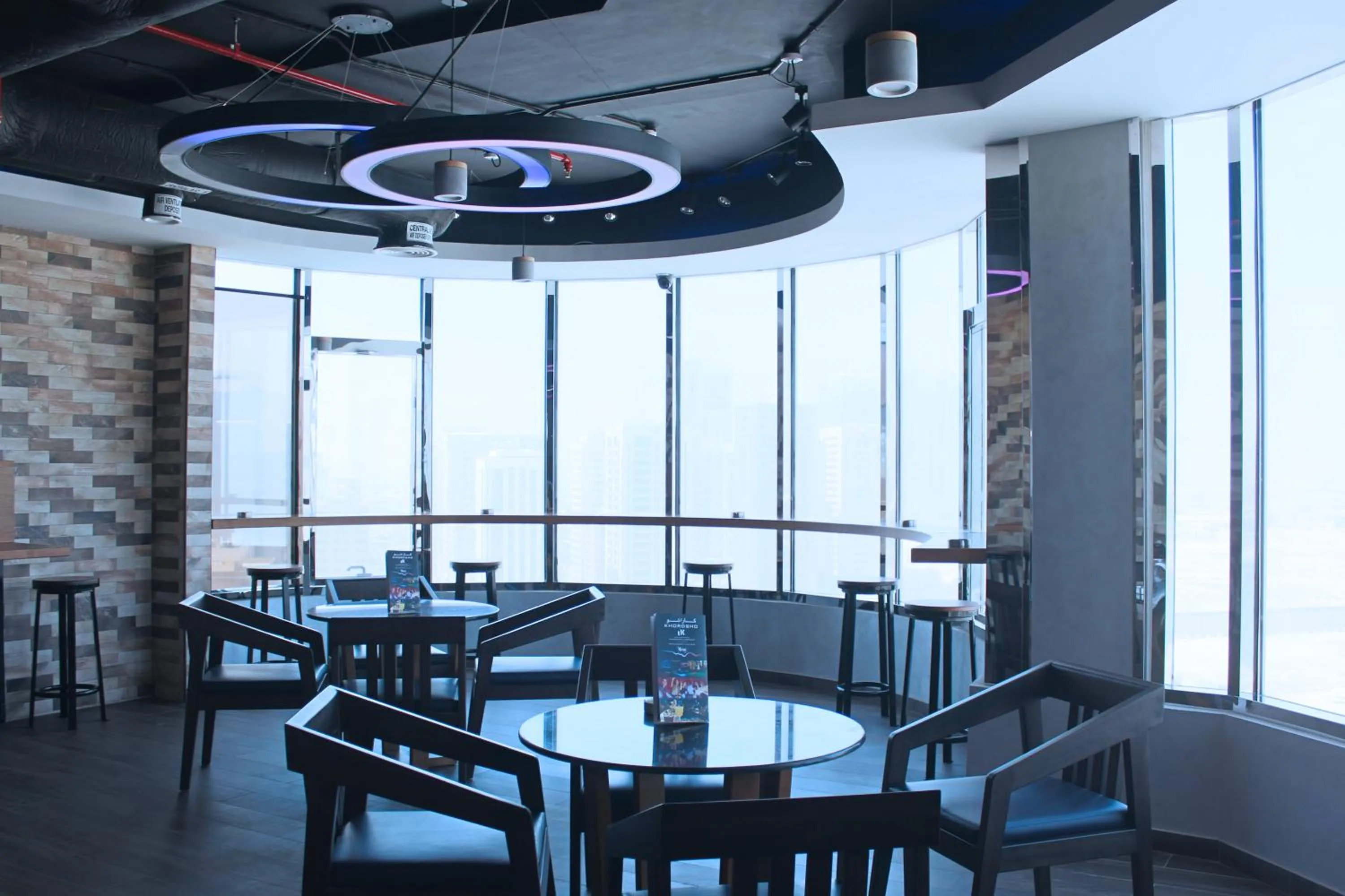 Restaurant/places to eat in Al Diar Dana Hotel