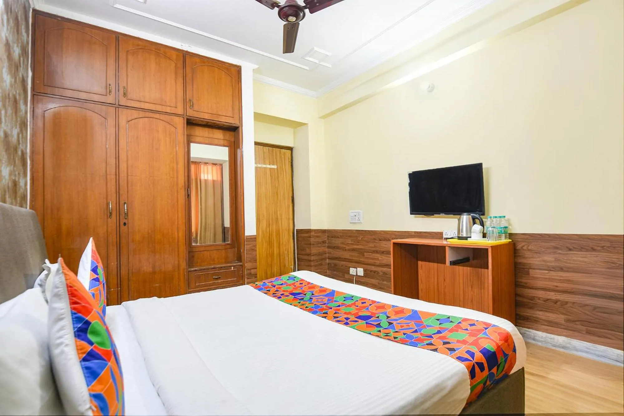 Bed in FabHotel Prime Praathana
