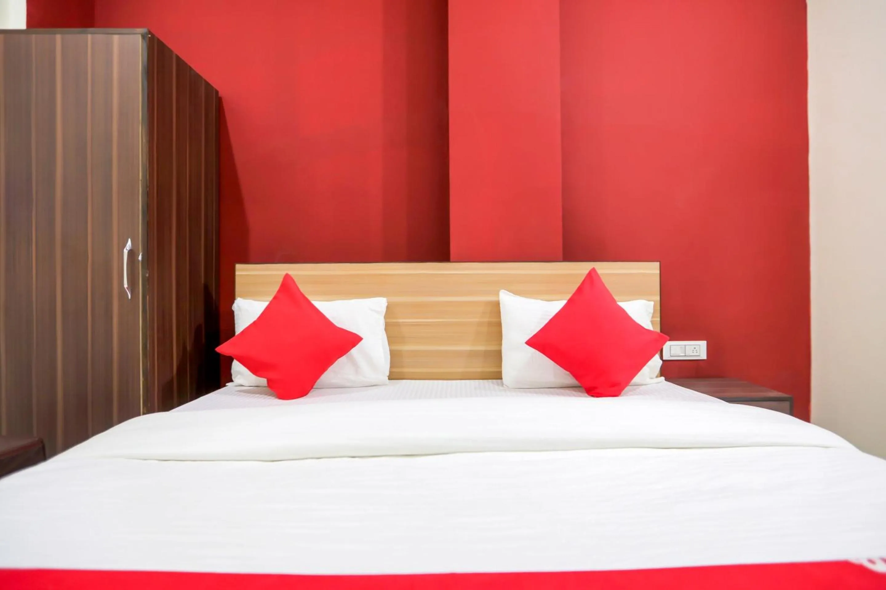 Bedroom, Bed in Hotel O Sewa Residency