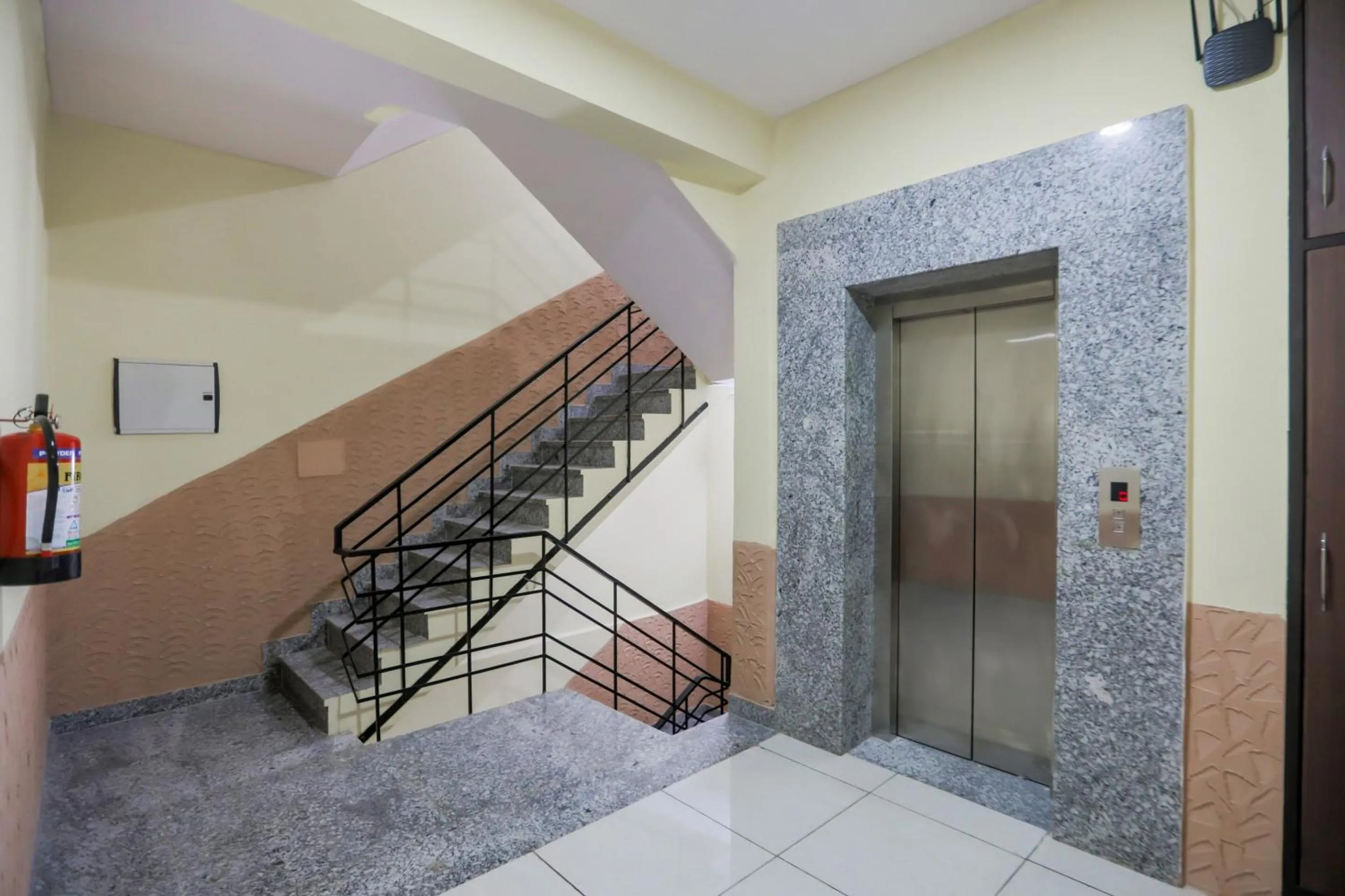 Lobby or reception in Hotel O Sewa Residency