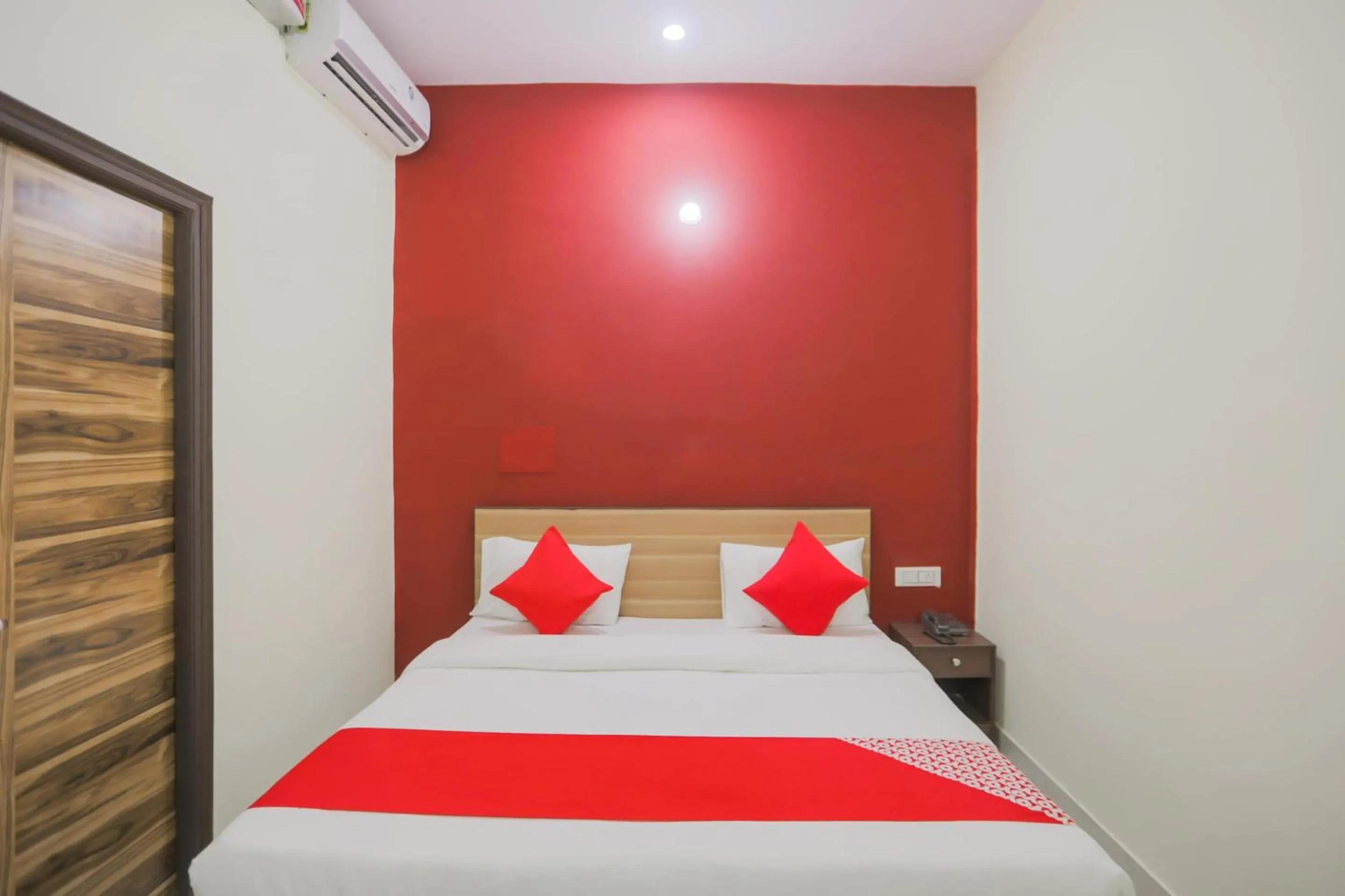 Bedroom, Bed in Hotel O Sewa Residency
