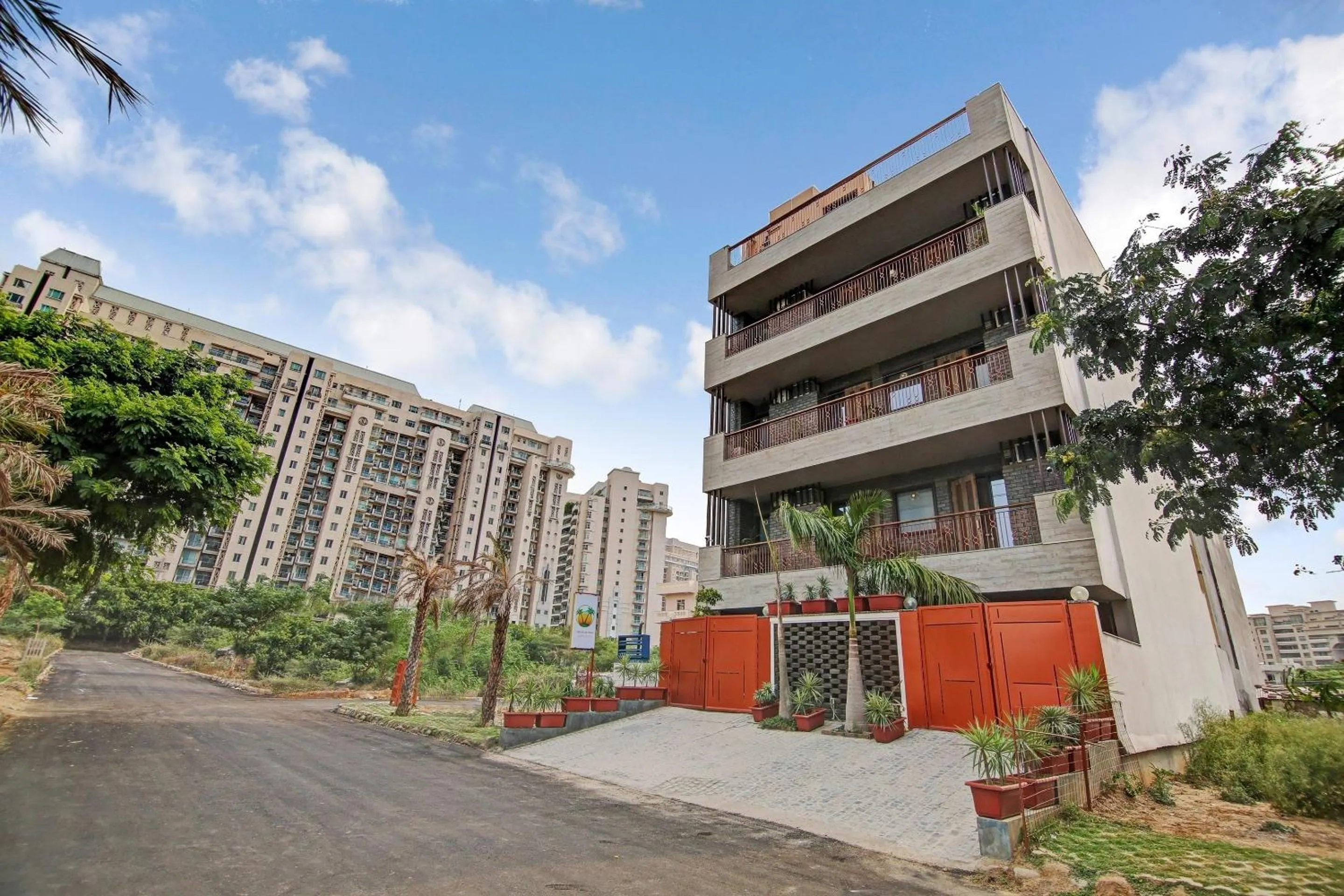 Facade/entrance in Collection O CLOUD BAY