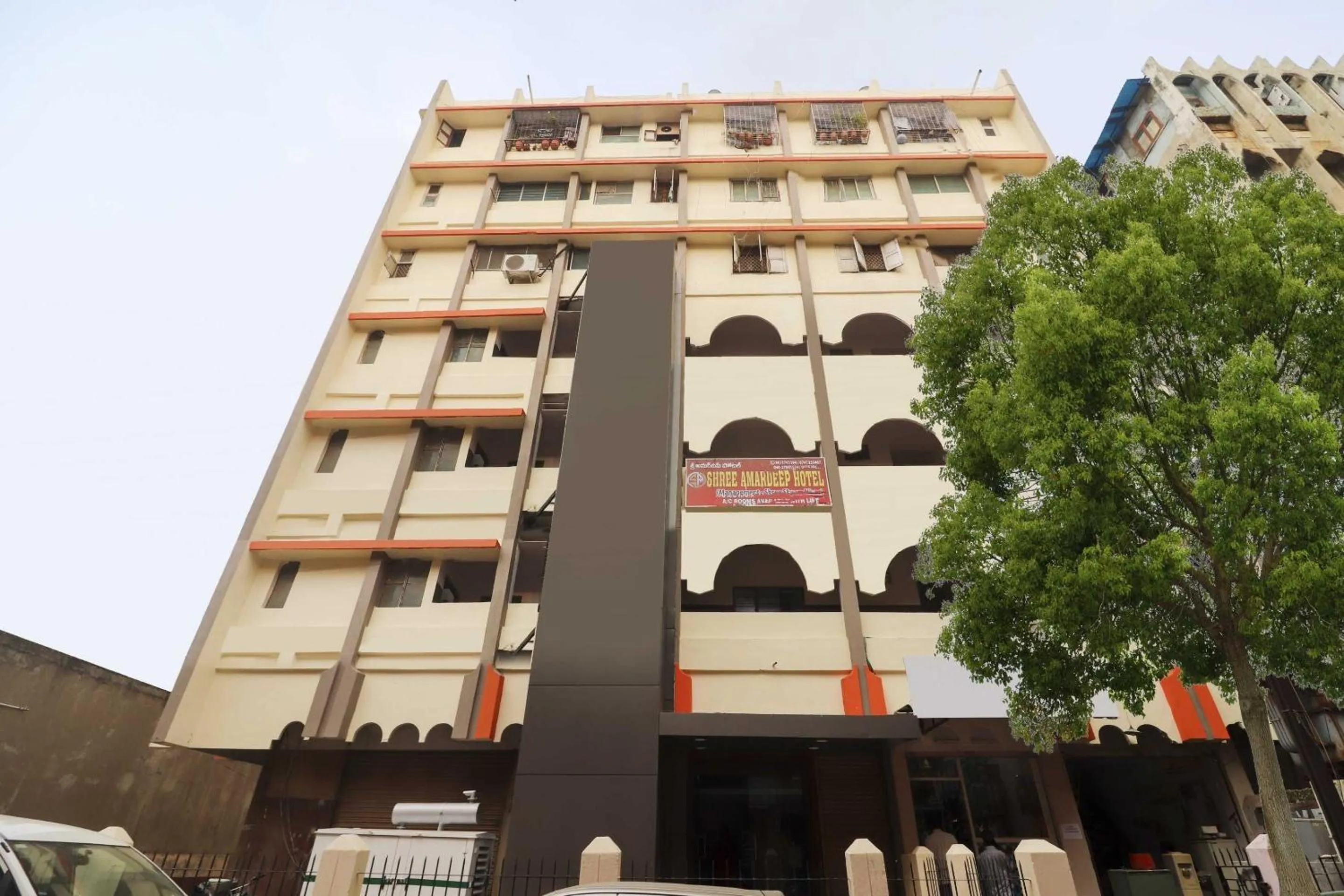 Facade/entrance in Hotel O 74966 Shree Amardeep Hotel