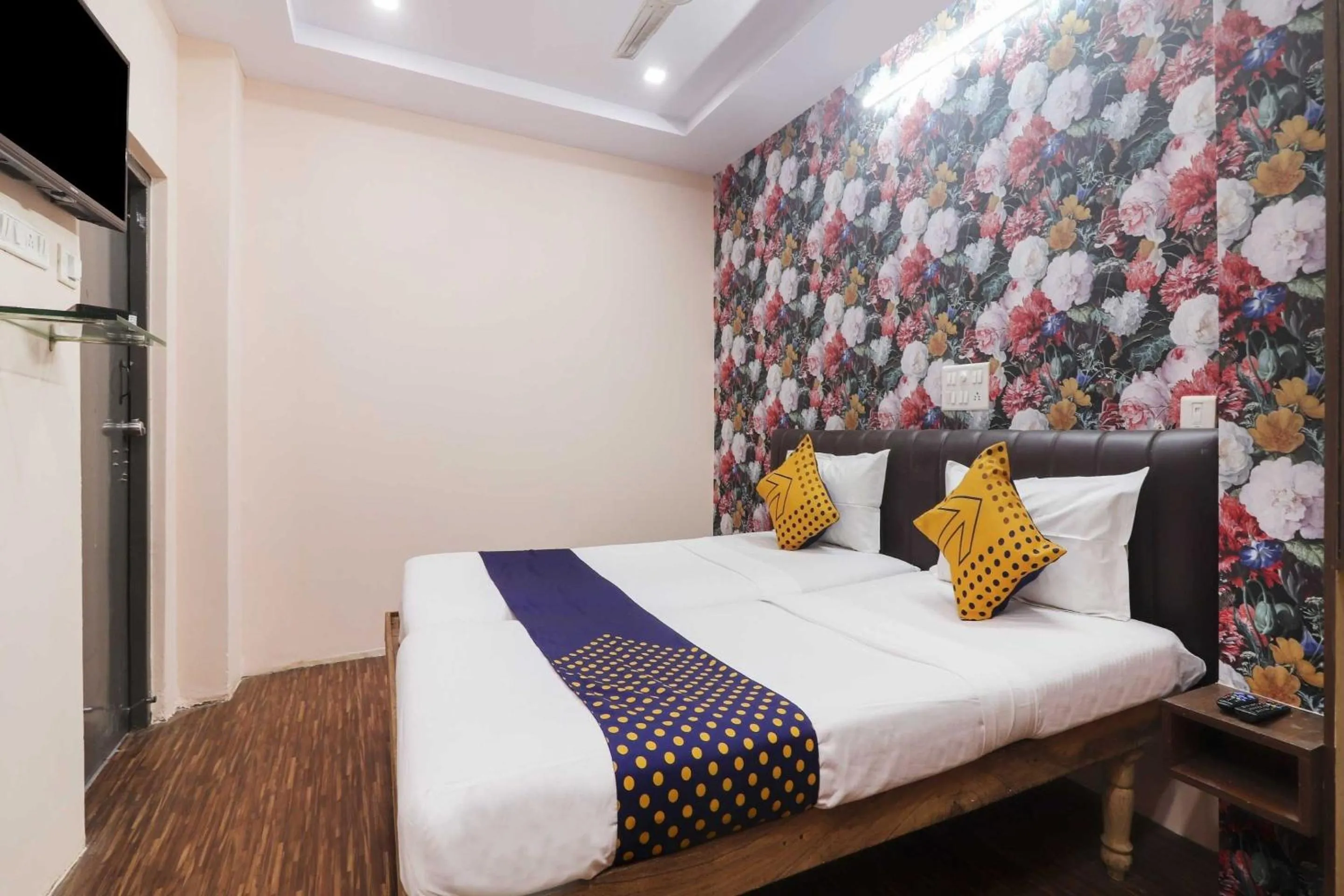 Bedroom, Bed in Hotel O 74966 Shree Amardeep Hotel