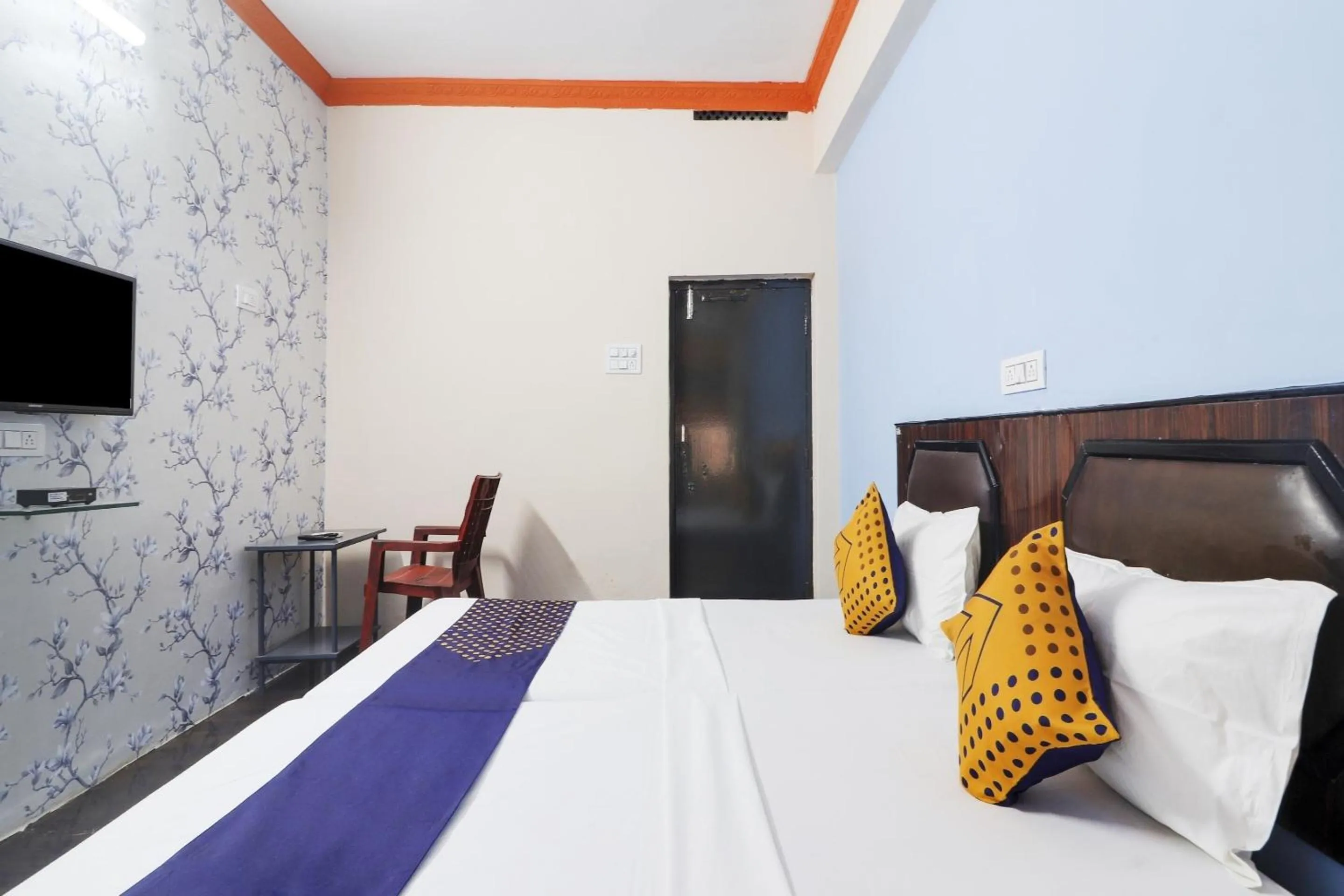 Bedroom, Bed in Hotel O 74966 Shree Amardeep Hotel