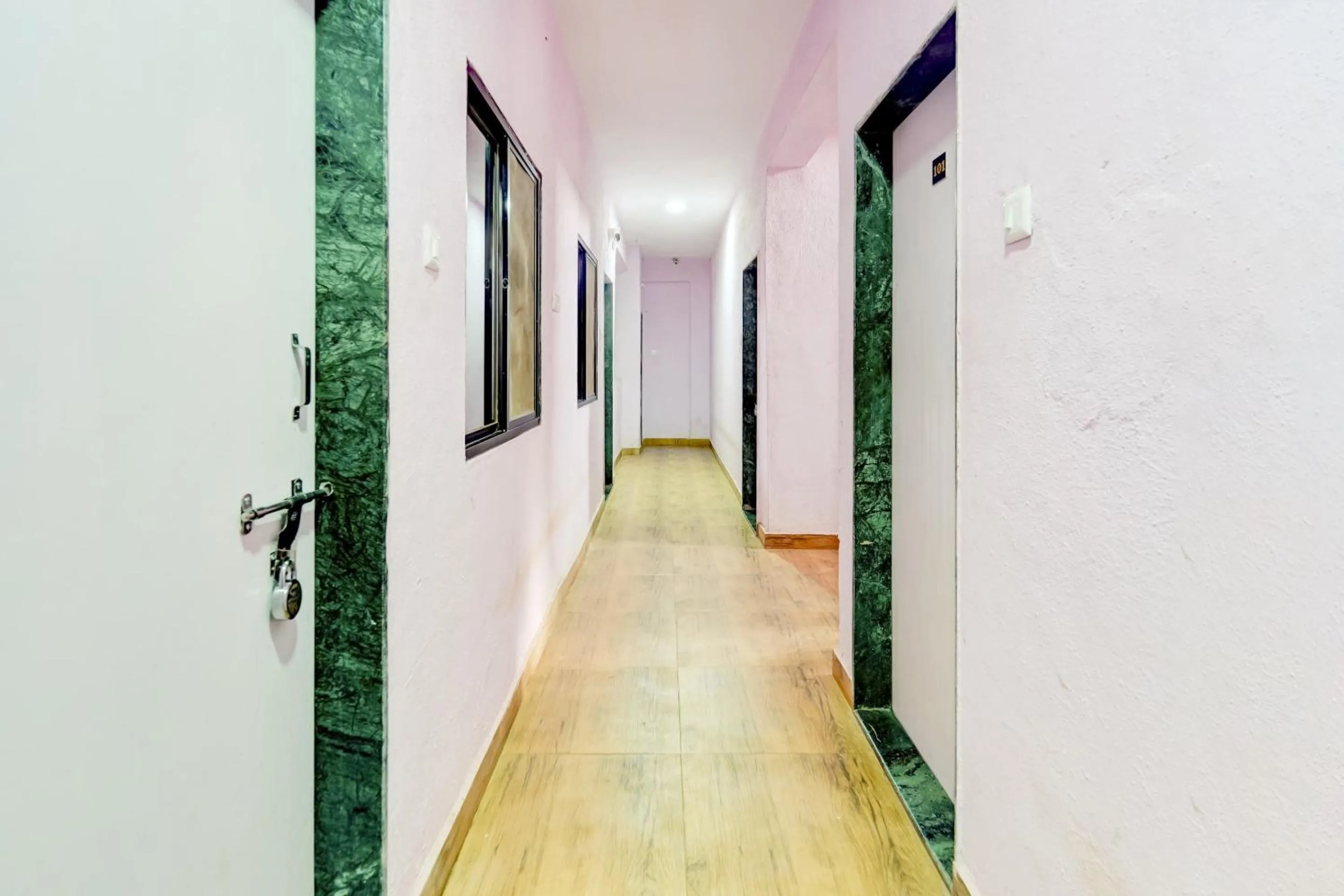 Lobby or reception in Hotel O Sai Residenci