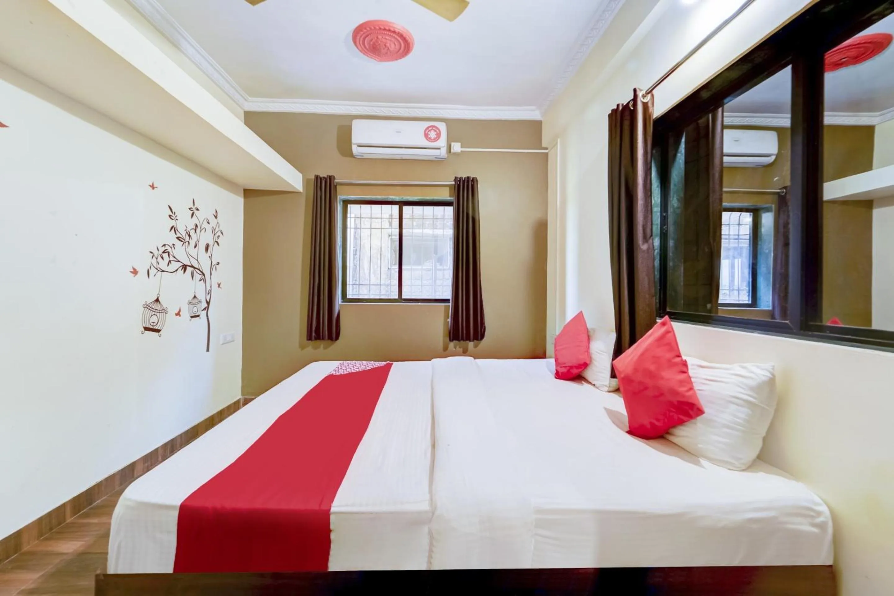 Bedroom, Bed in Hotel O Sai Residenci