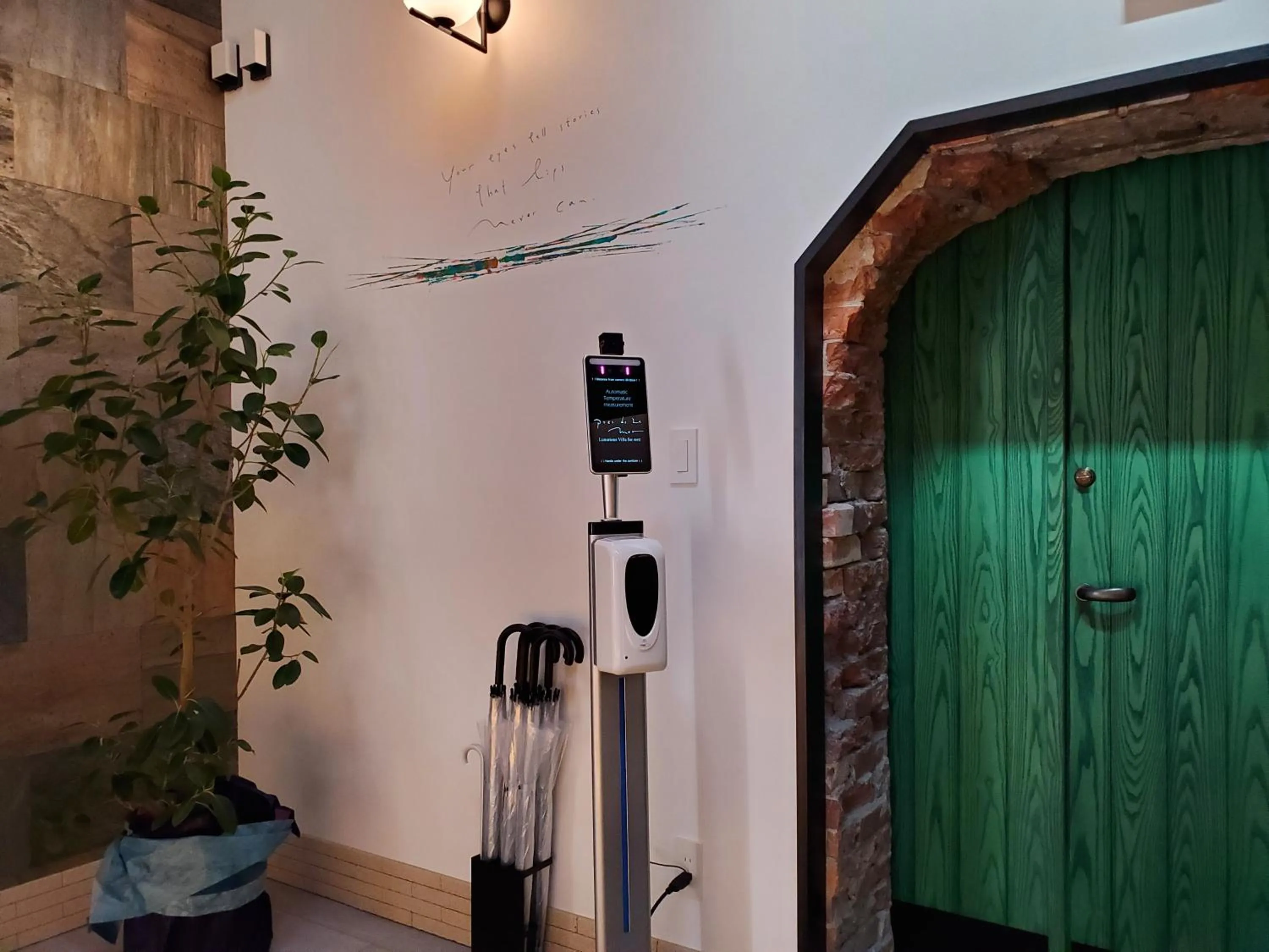 Photo of the whole room in Pres de La Mer