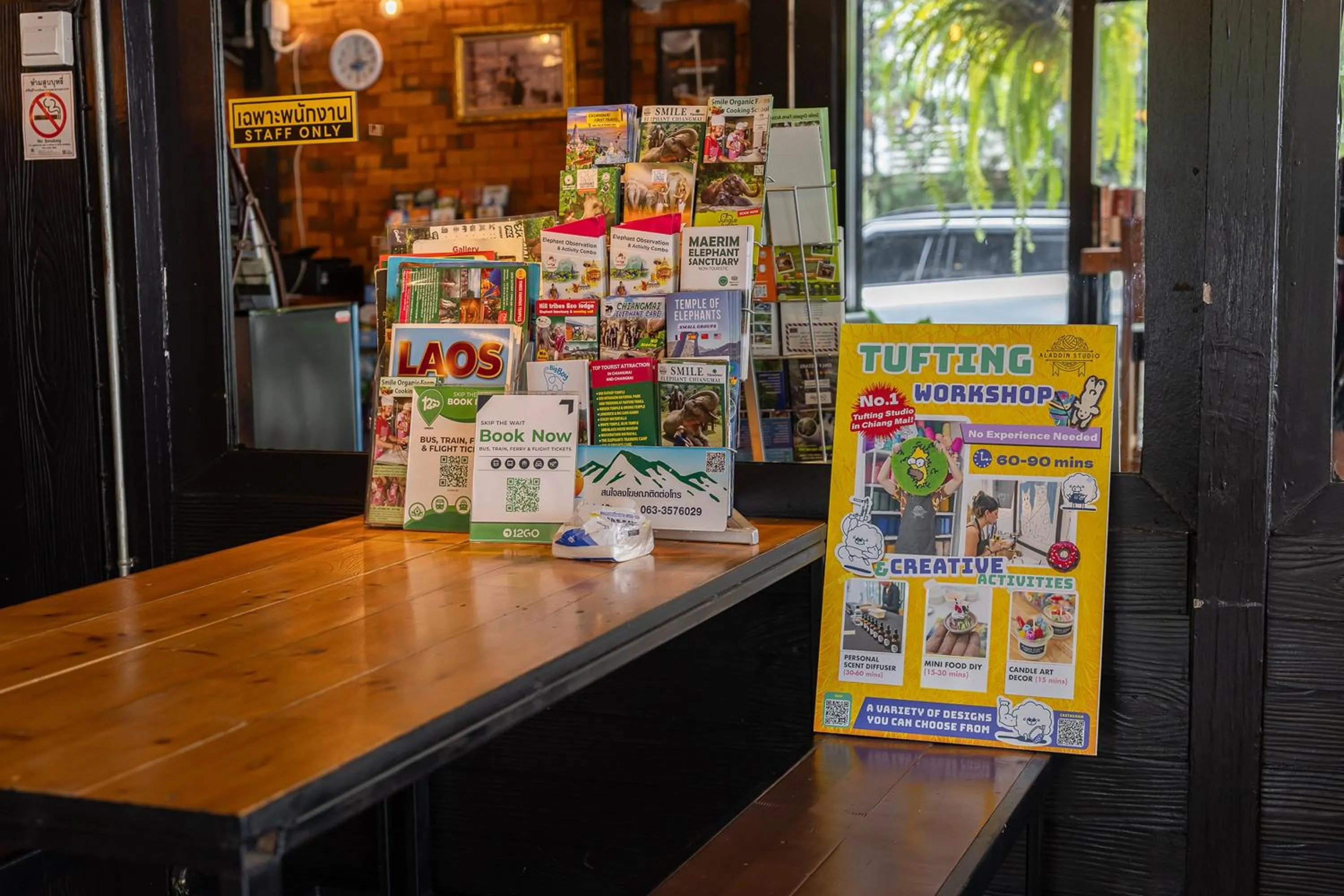 Restaurant/places to eat in KAYAN Hostel