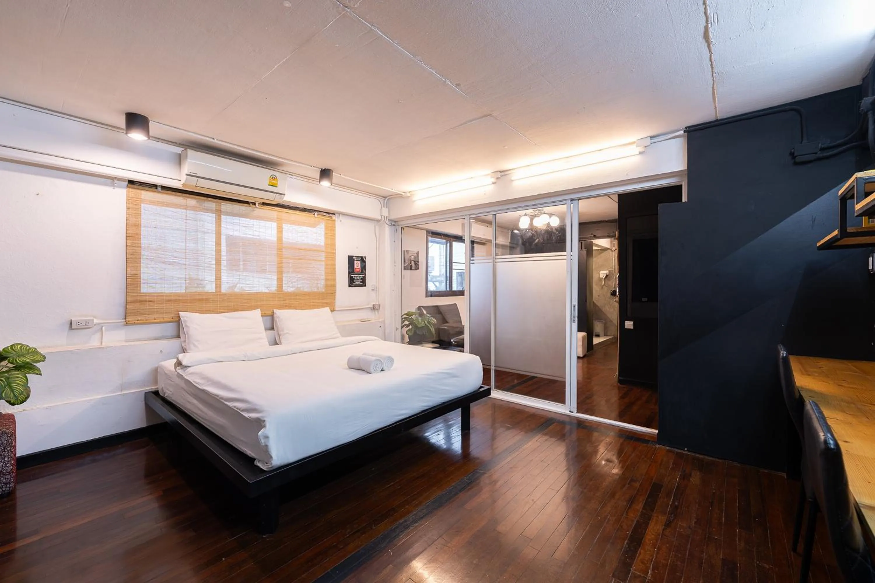 Bedroom, Bed in KAYAN Hostel