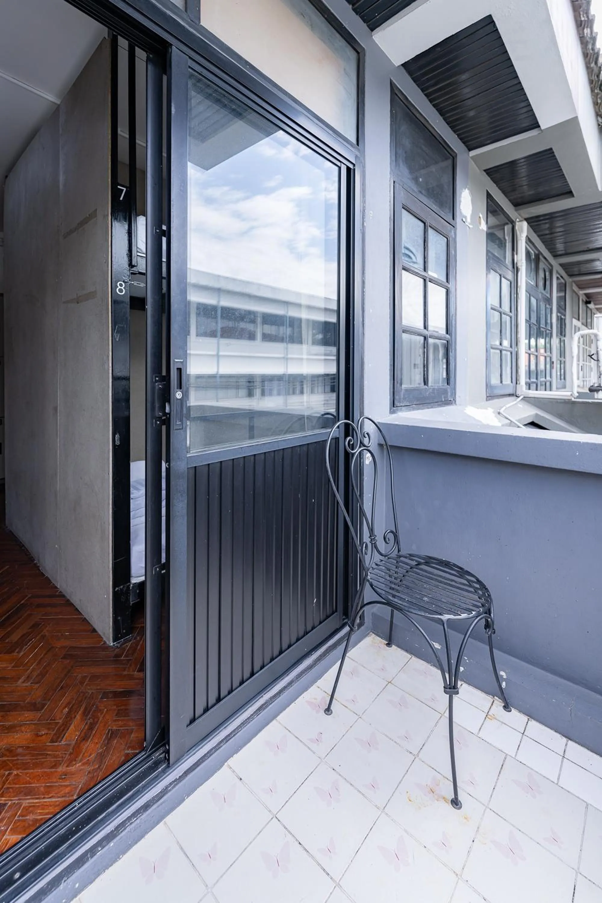 Balcony/Terrace in KAYAN Hostel