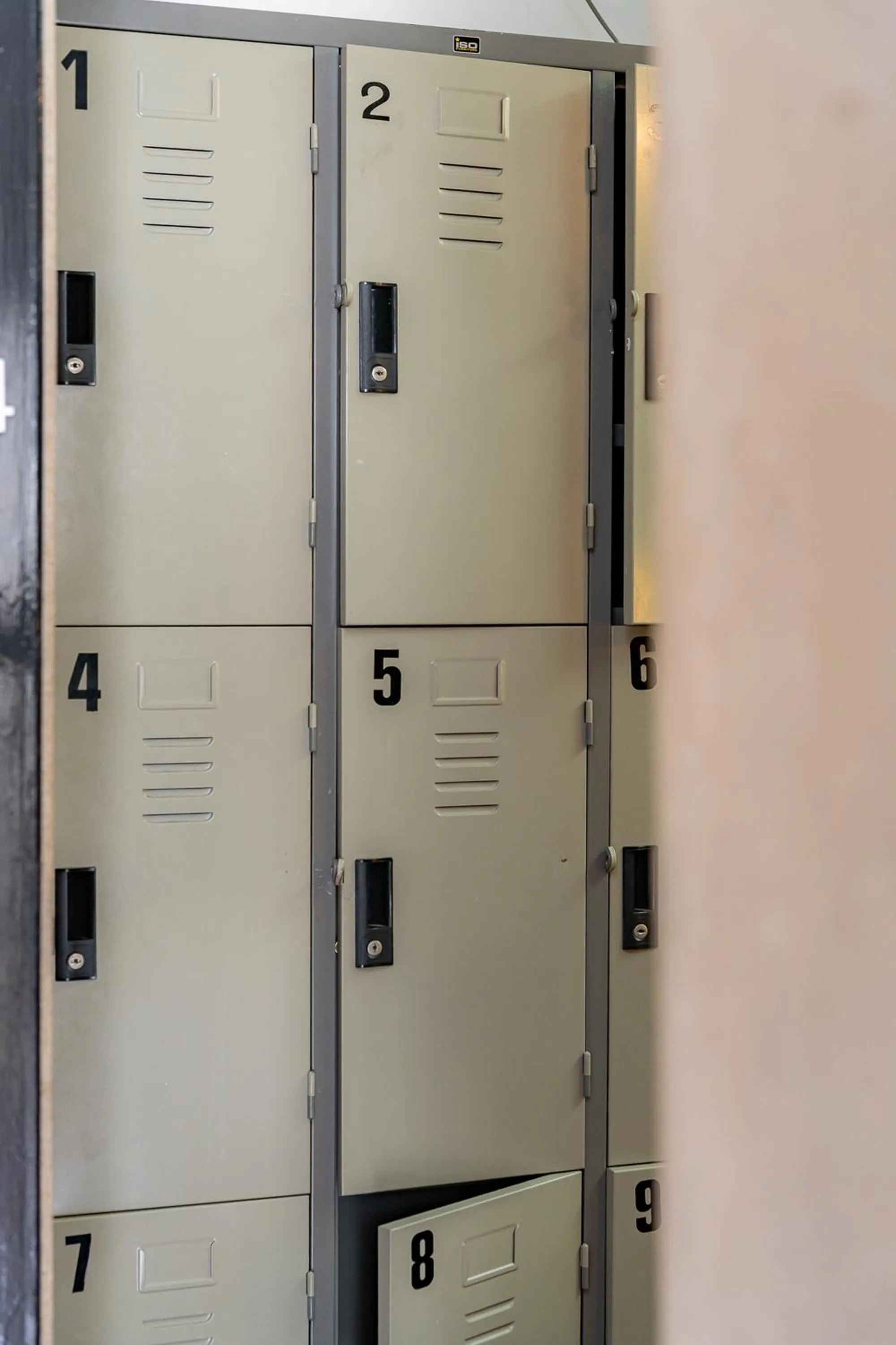 locker in KAYAN Hostel