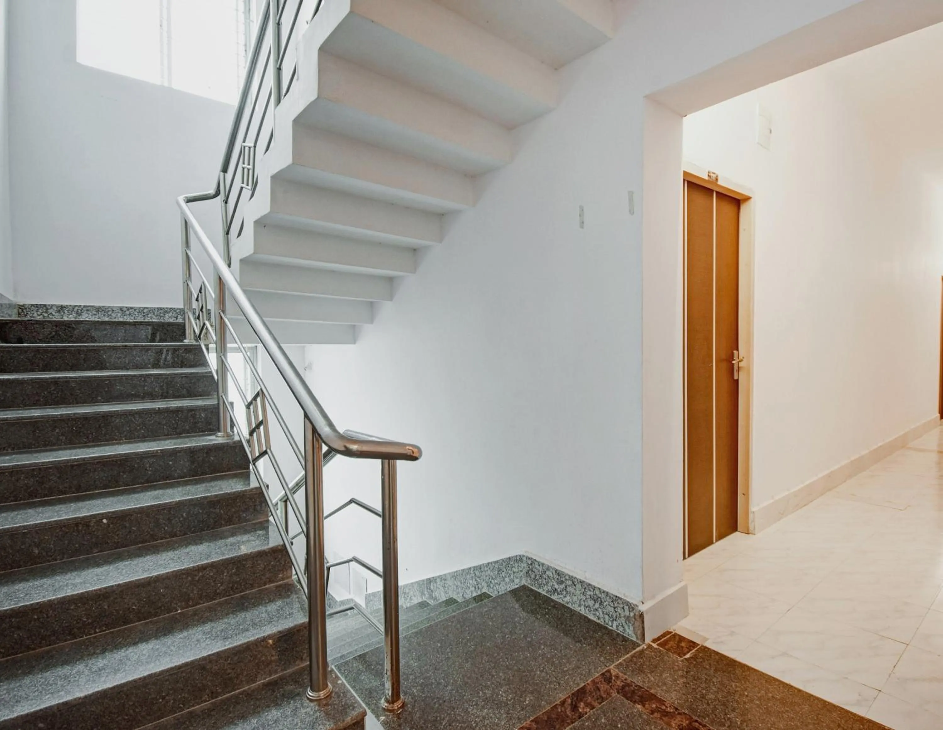 Lobby or reception in Super Collection O Sayhallo Hillside Magnum