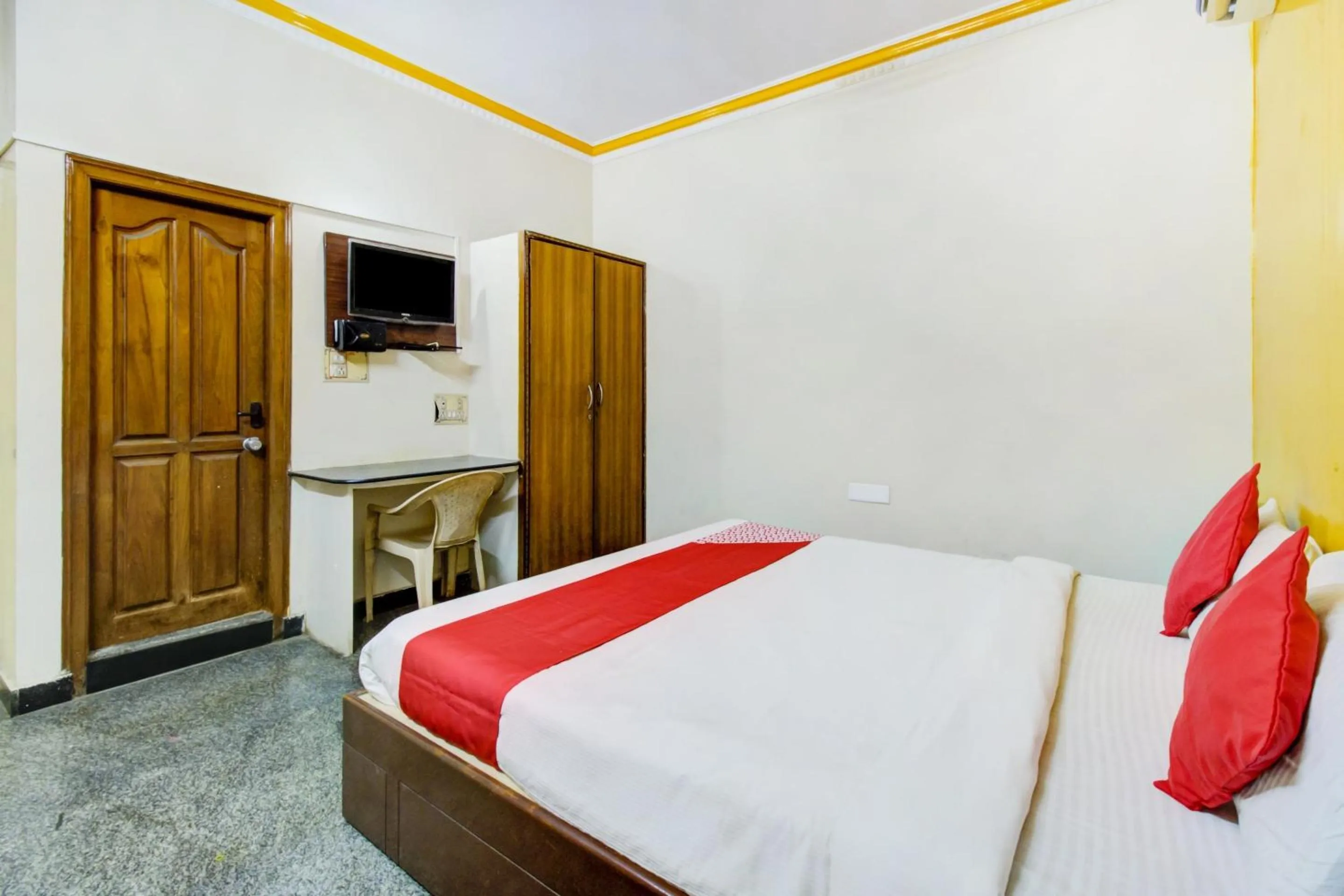 Bedroom in Hotel O Vijay Residency