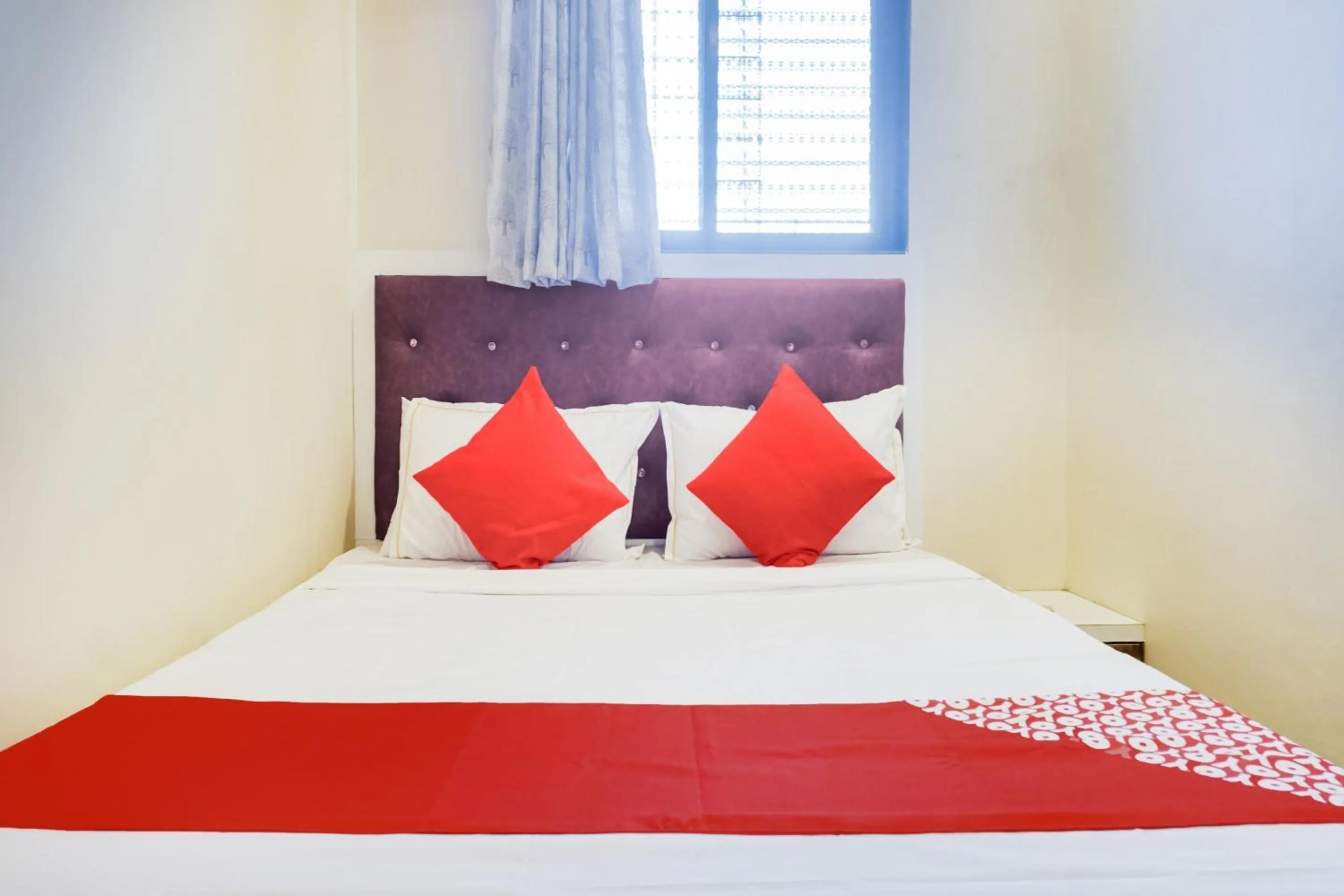 Bedroom in Hotel O Vijay Residency